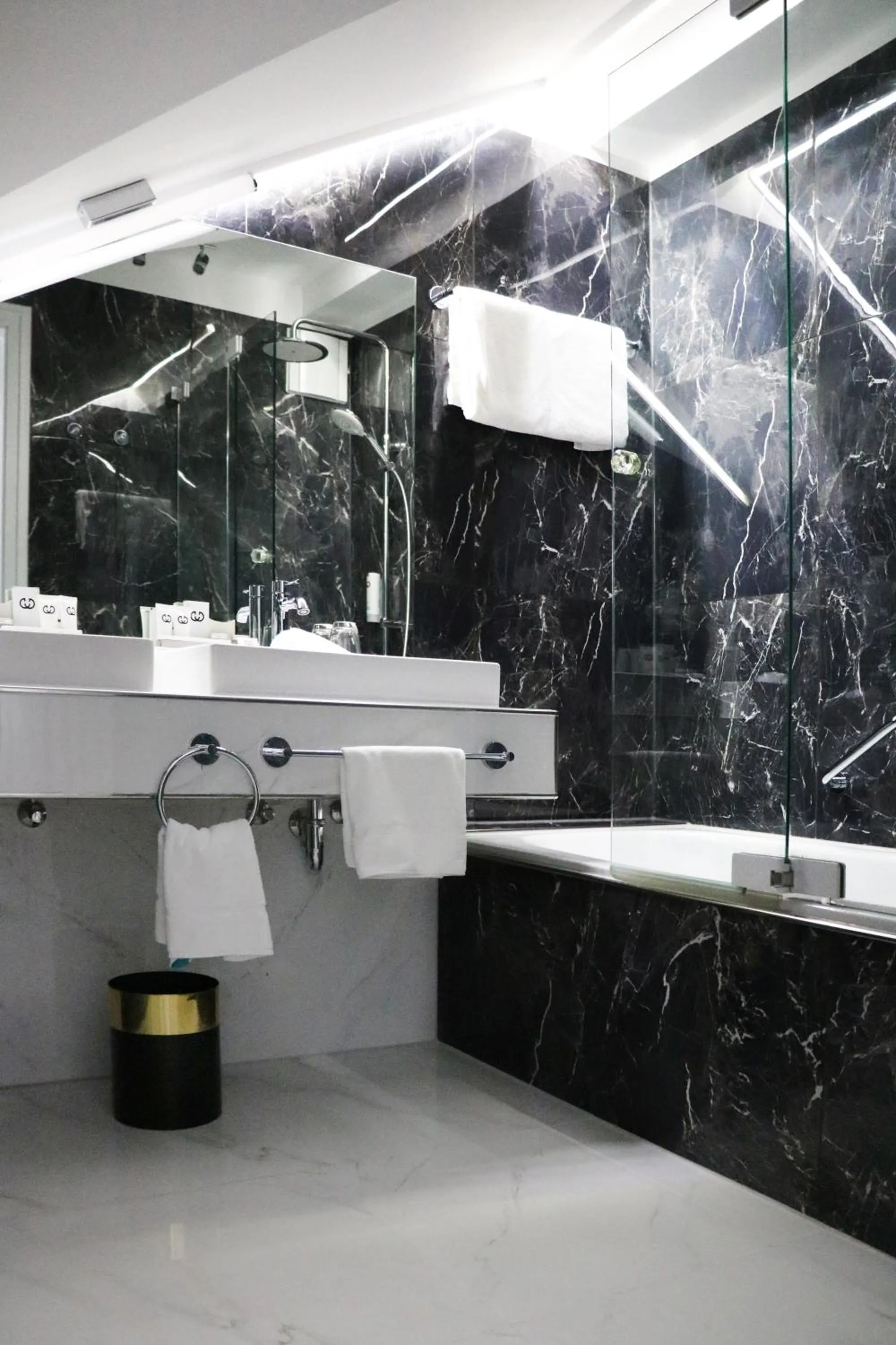 Bathroom in COURT HOTEL