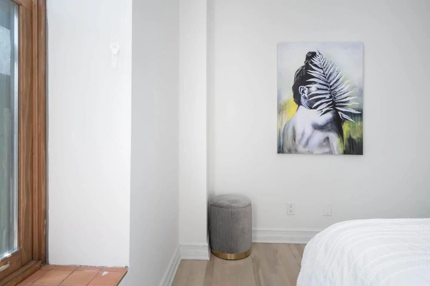 Bed in Le Nomade MTL