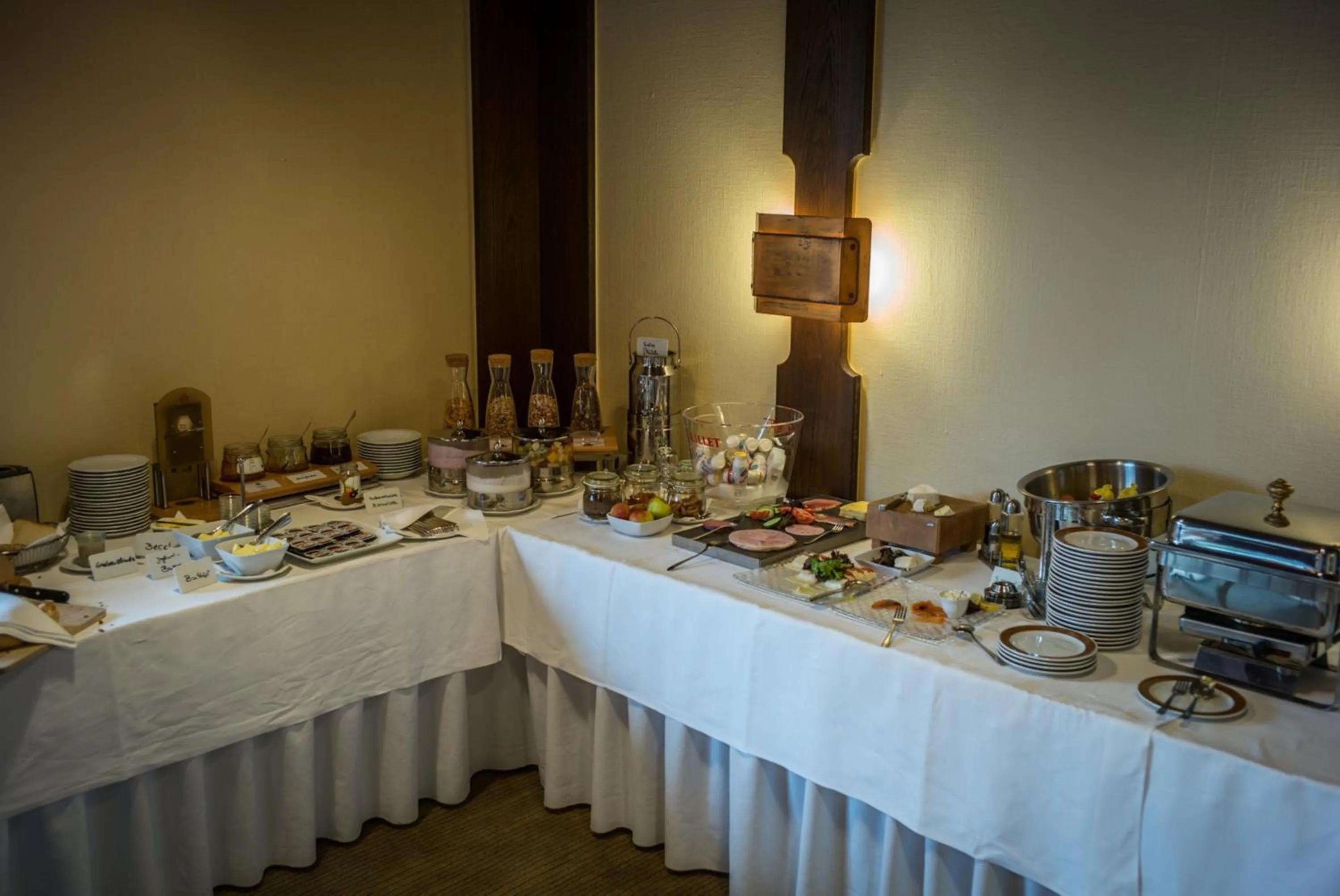 Restaurant/places to eat in Hotel Krone