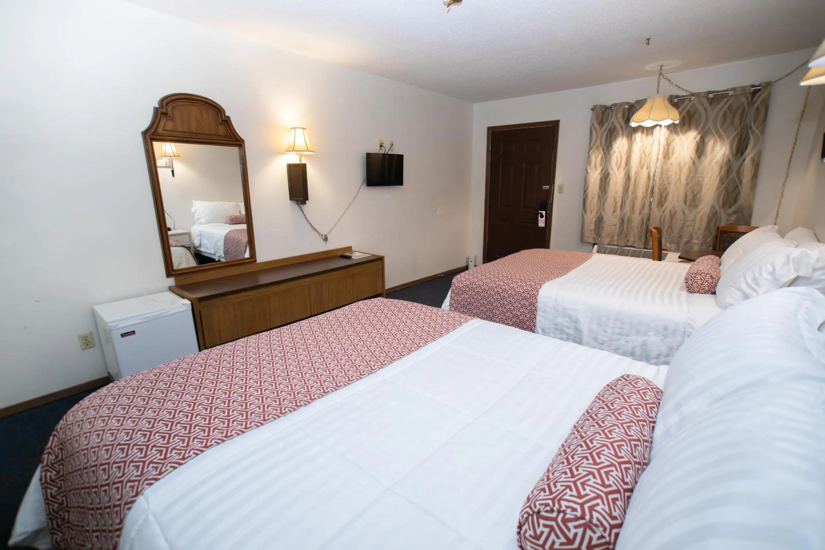 Bed in Shady Rest Motel