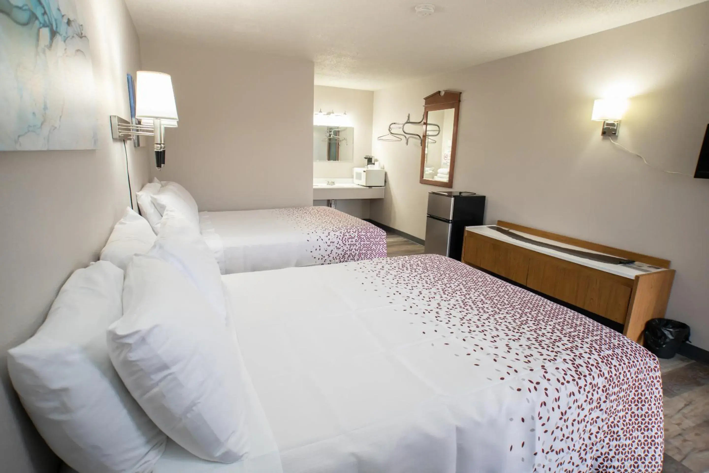 Photo of the whole room, Bed in Shady Rest Motel Photo of the whole room, Bed in Shady Rest Motel