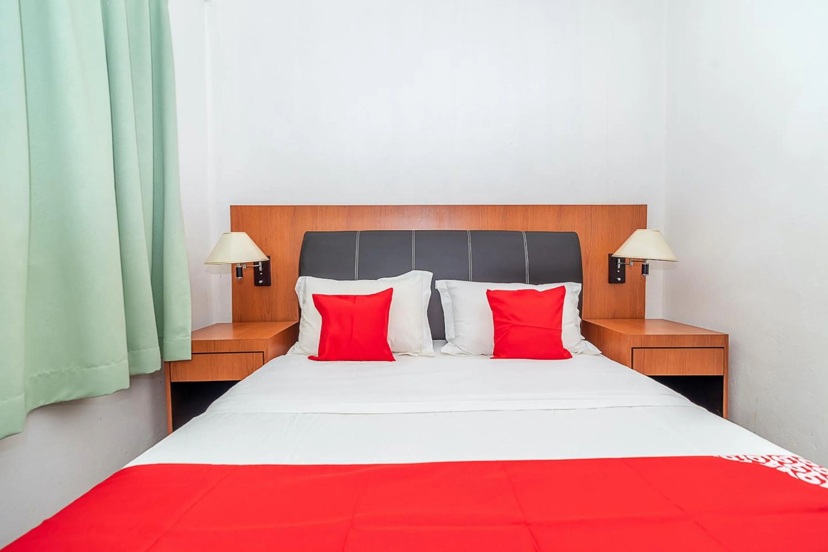 Bedroom, Bed in Hotel O Eagle Wood Garden