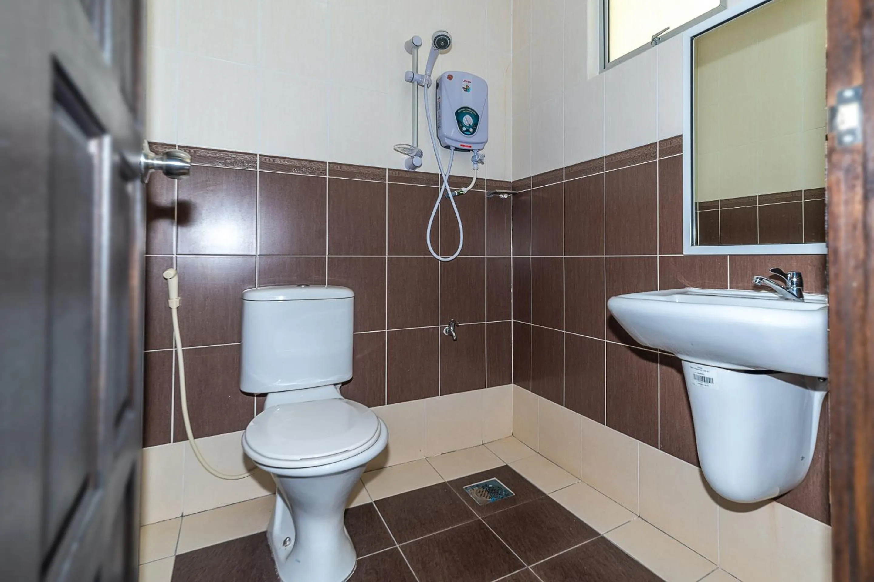 Bathroom in Hotel O Eagle Wood Garden
