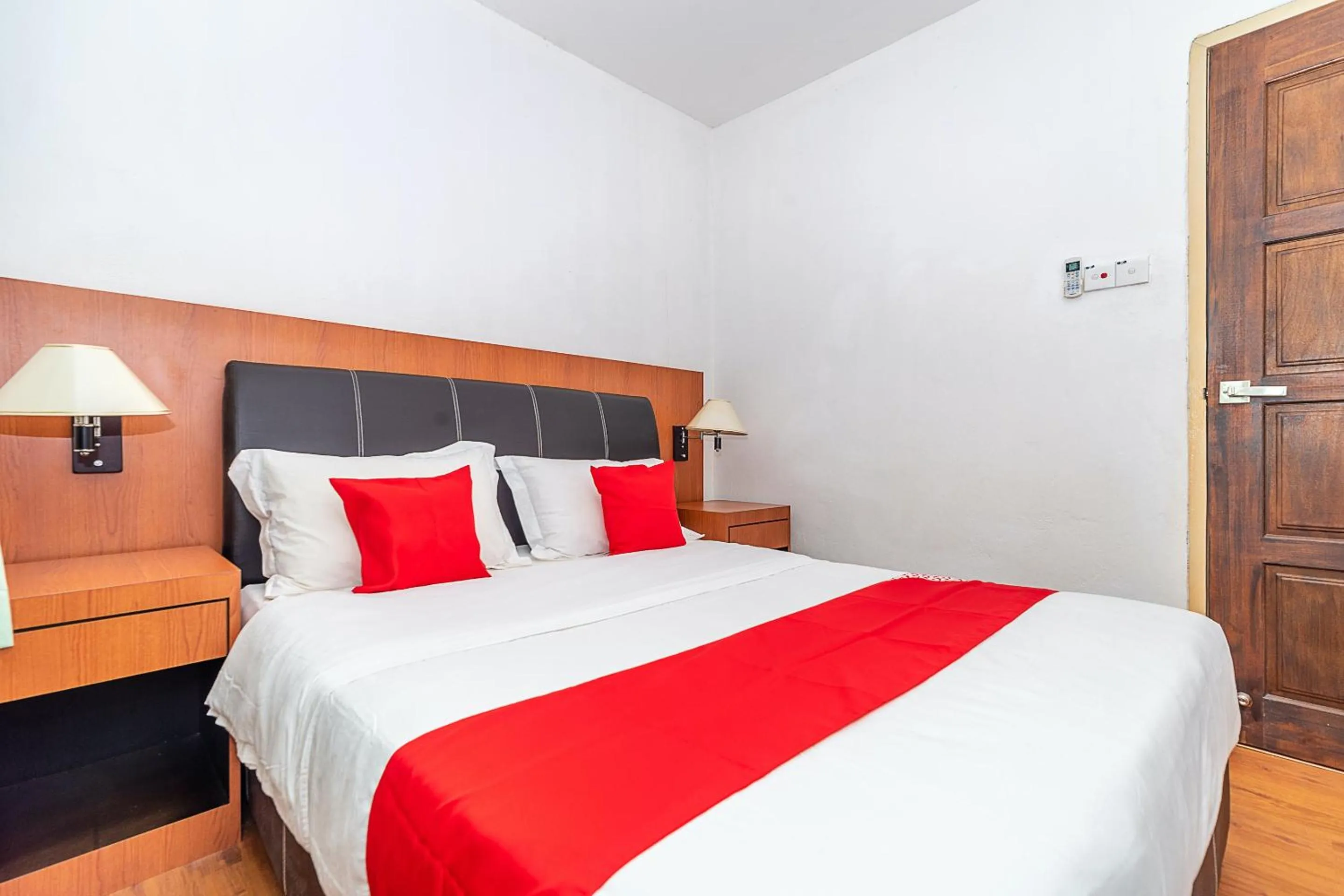 Bedroom, Bed in Hotel O Eagle Wood Garden