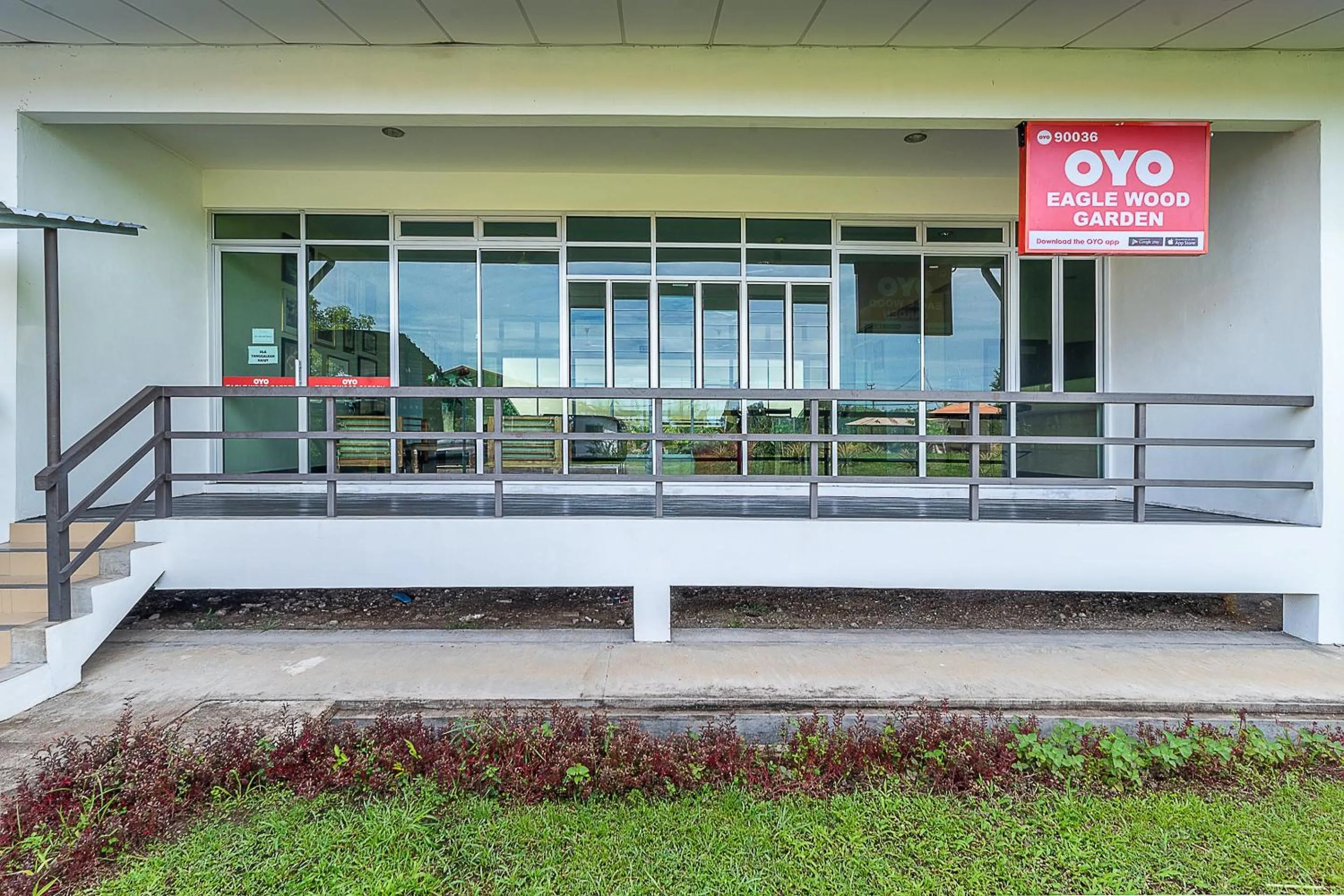 Facade/entrance in Hotel O Eagle Wood Garden