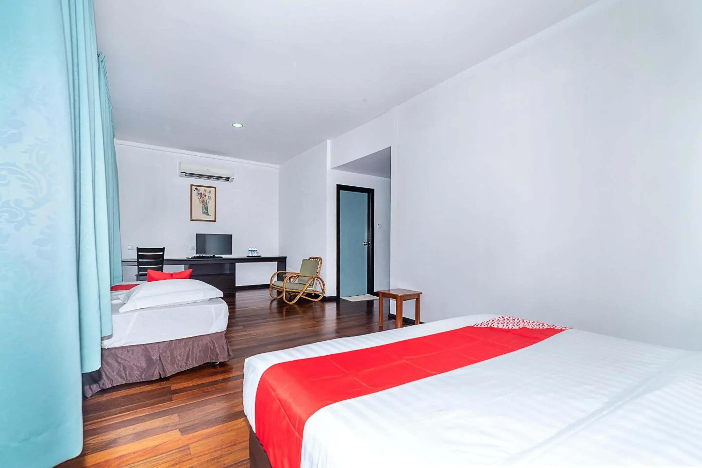 Bedroom, Bed in Hotel O Eagle Wood Garden Bedroom, Bed in Hotel O Eagle Wood Garden