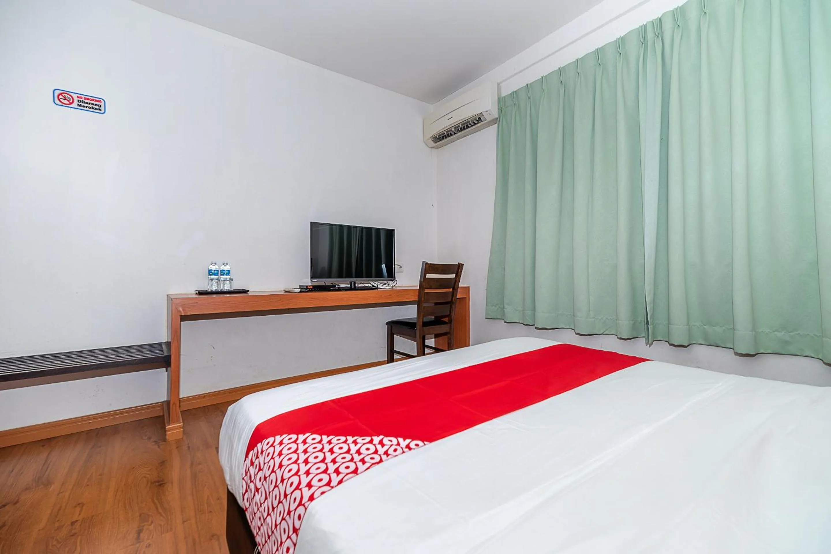 Bedroom, Bed in Hotel O Eagle Wood Garden