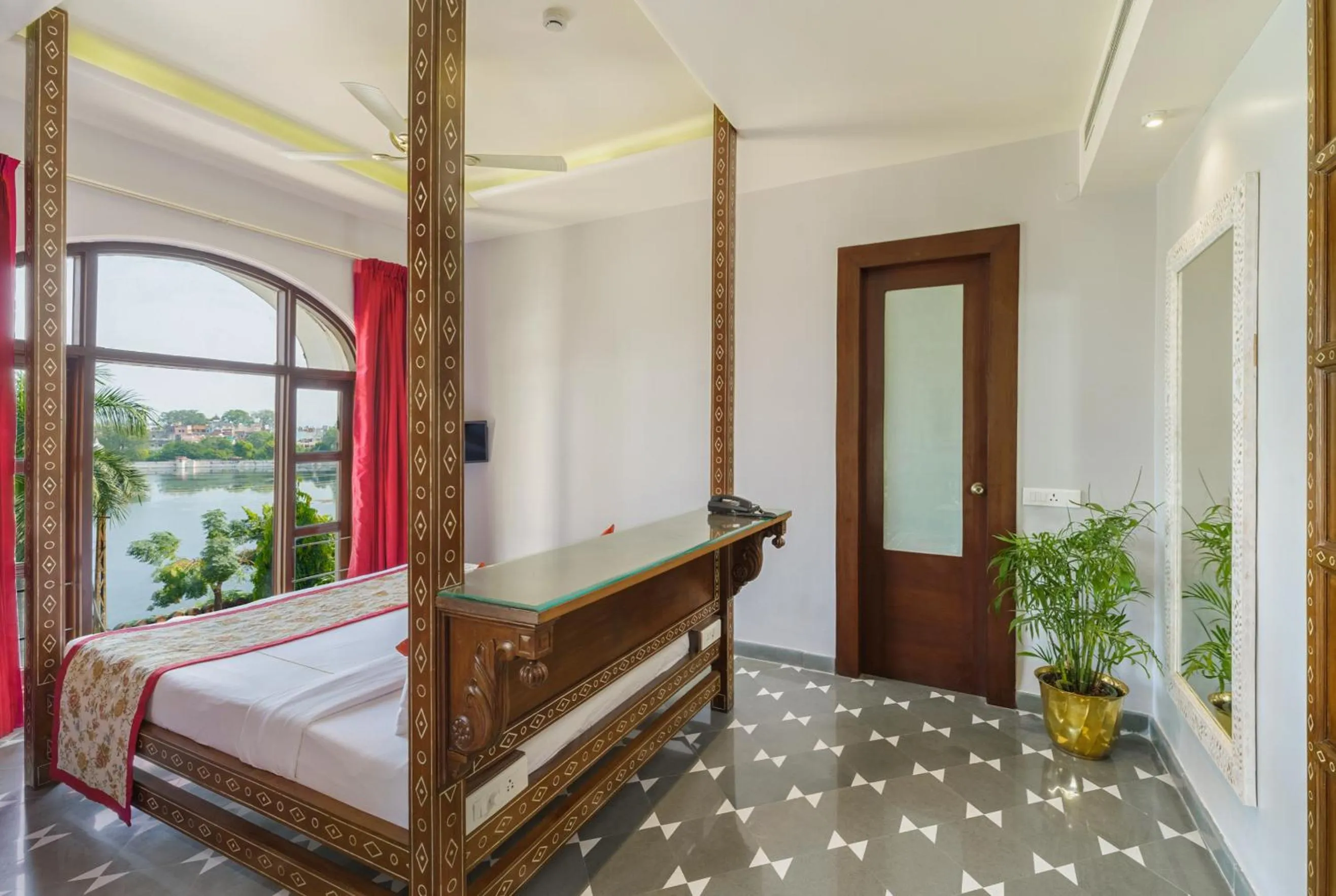 Bed in Brahma Niwas - Best Lake View Hotel in Udaipur