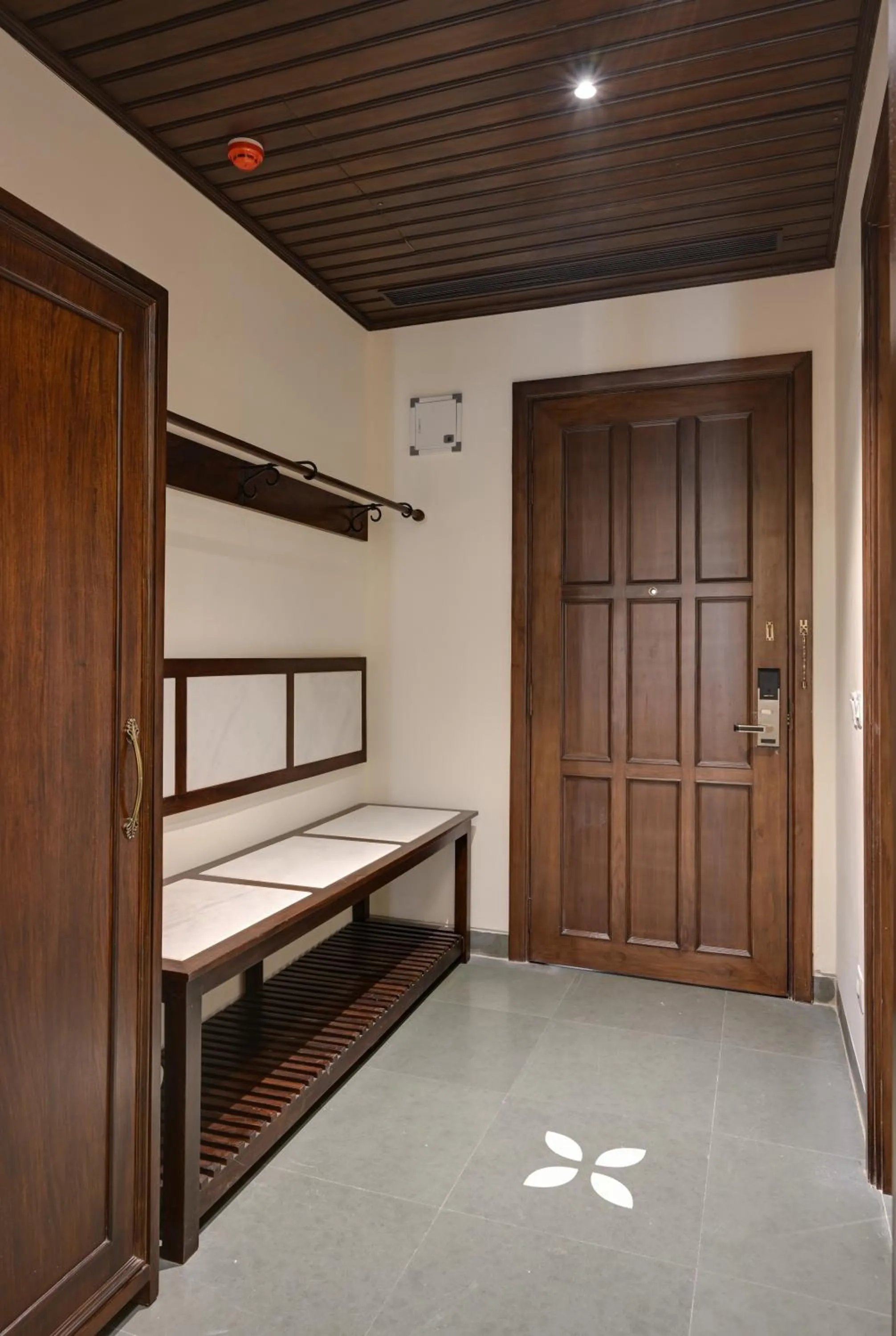 Bed in Brahma Niwas - Best Lake View Hotel in Udaipur