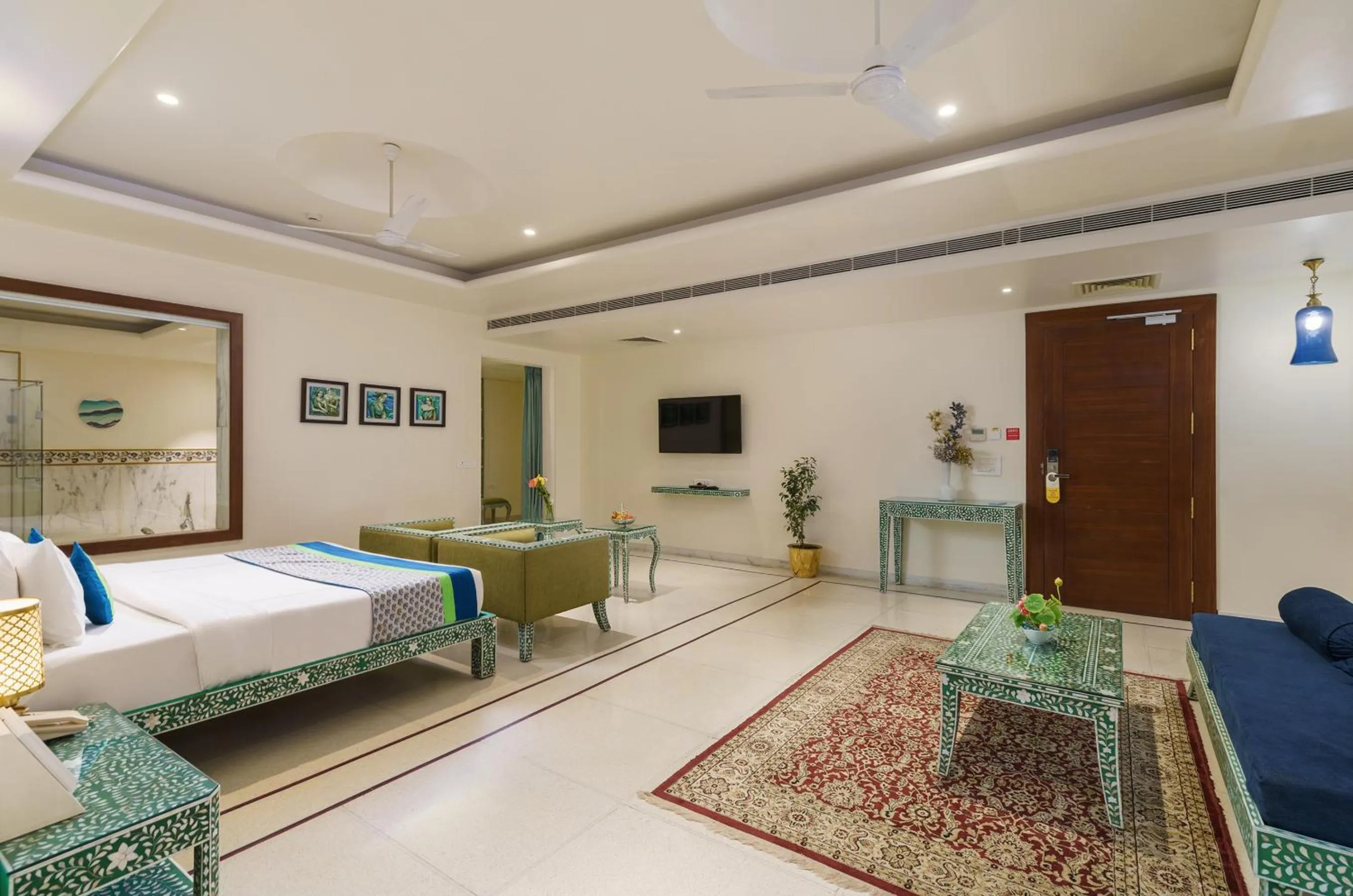 Bed in Brahma Niwas - Best Lake View Hotel in Udaipur