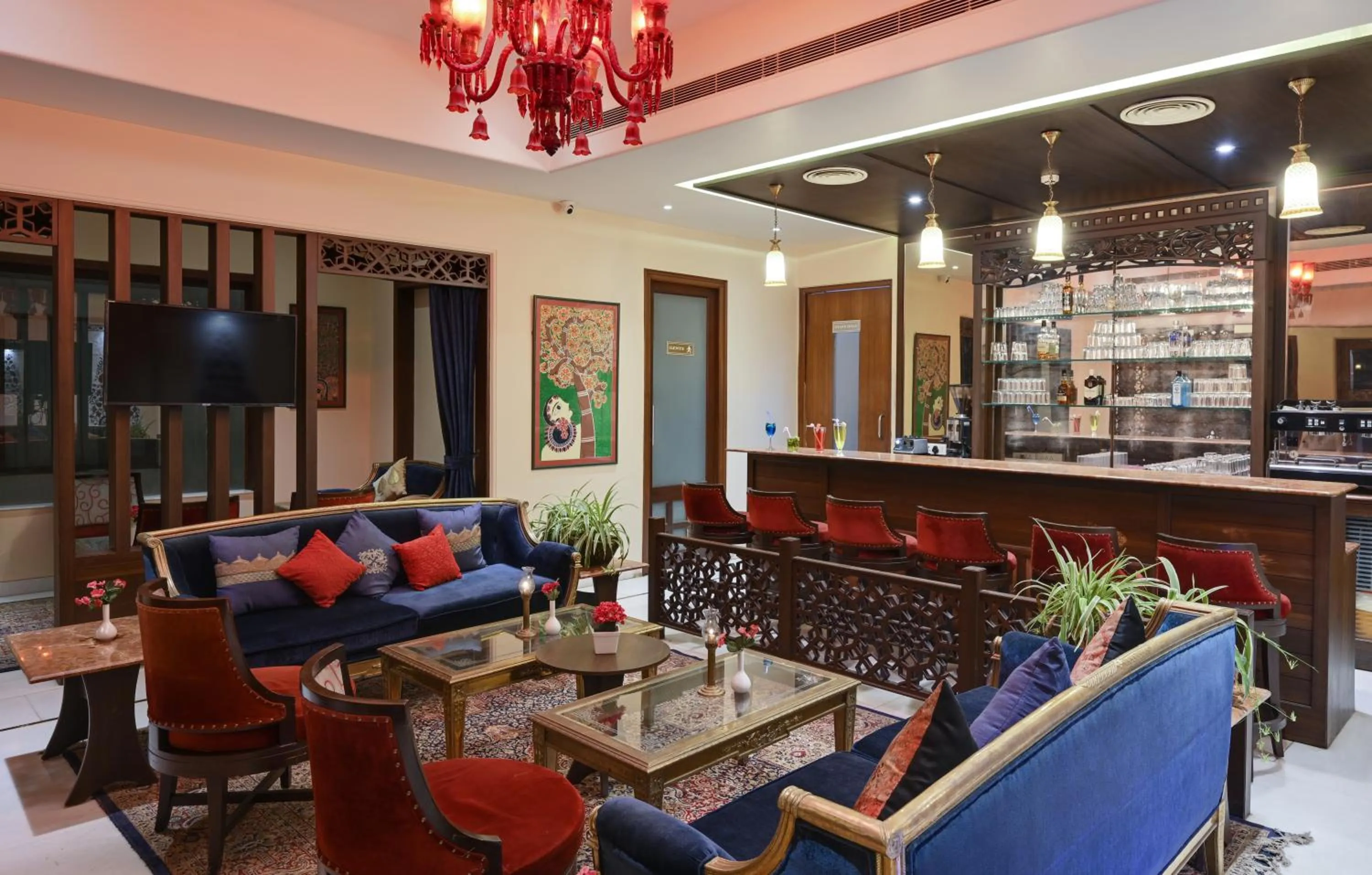Lounge or bar in Brahma Niwas - Best Lake View Hotel in Udaipur