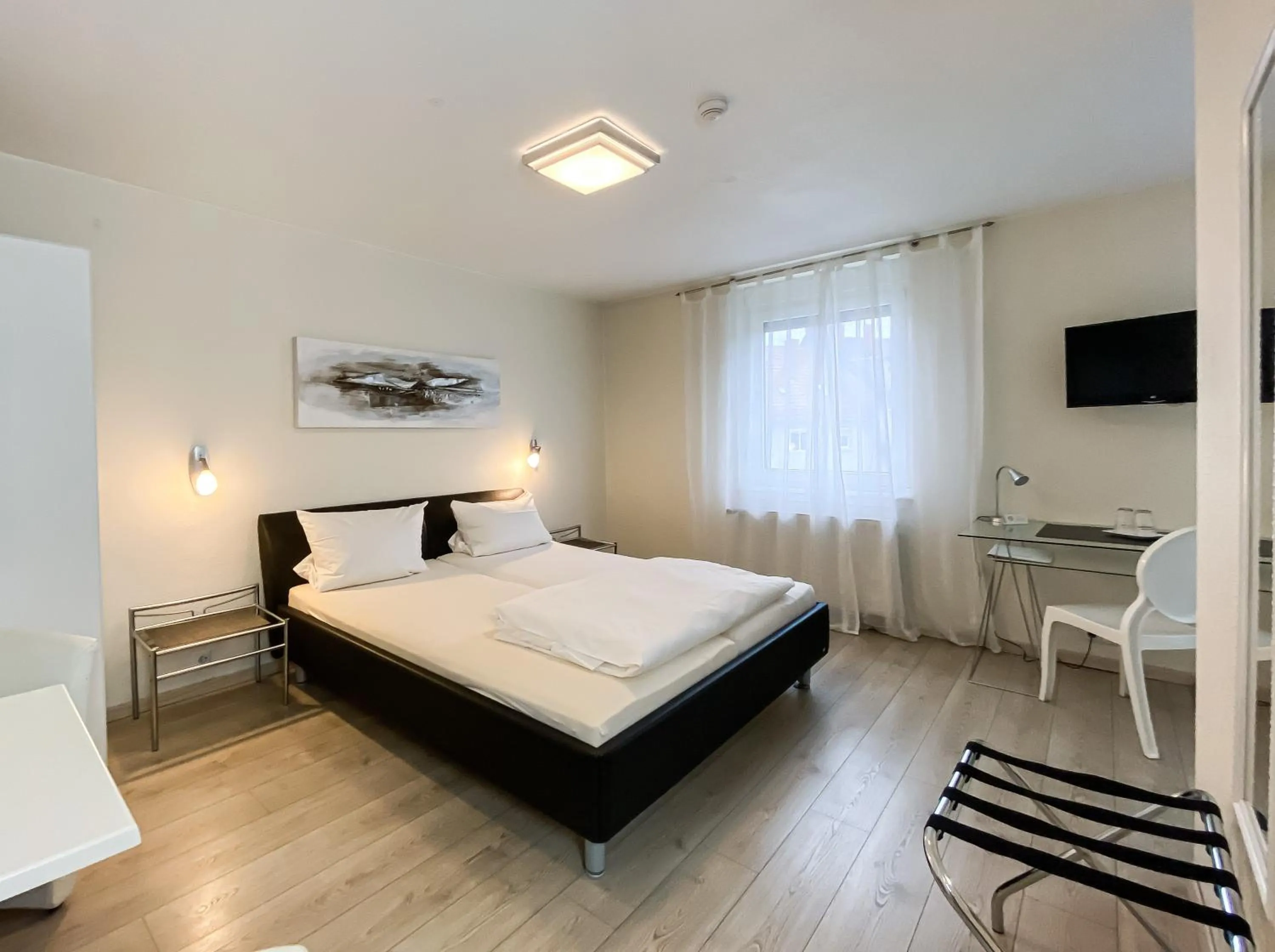 Bedroom, Bed in Hotel Restaurant Alt Pirmasens