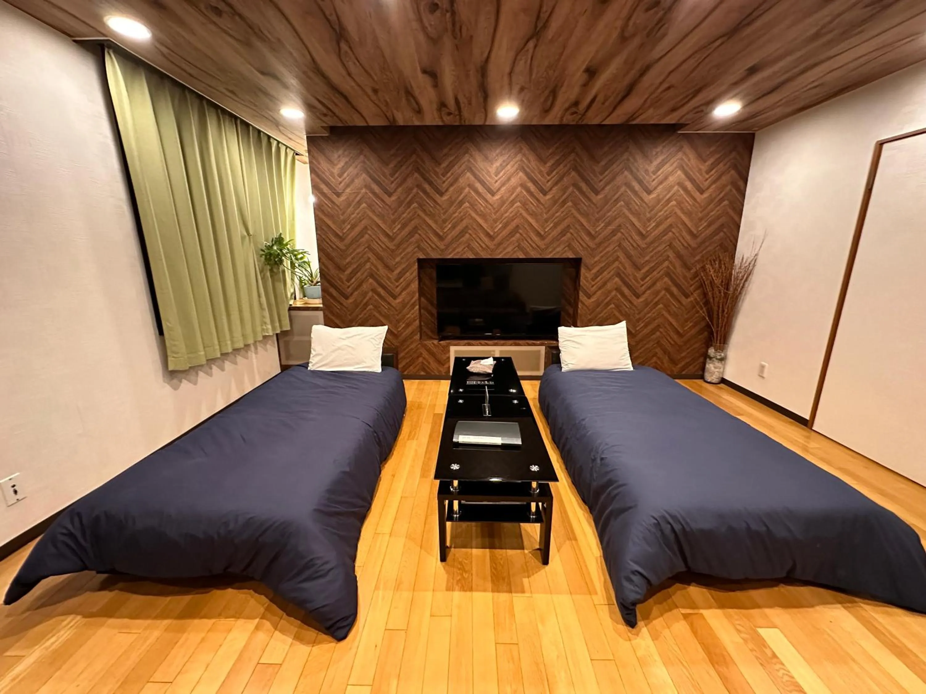 Bed in Economy Hotel Upashi