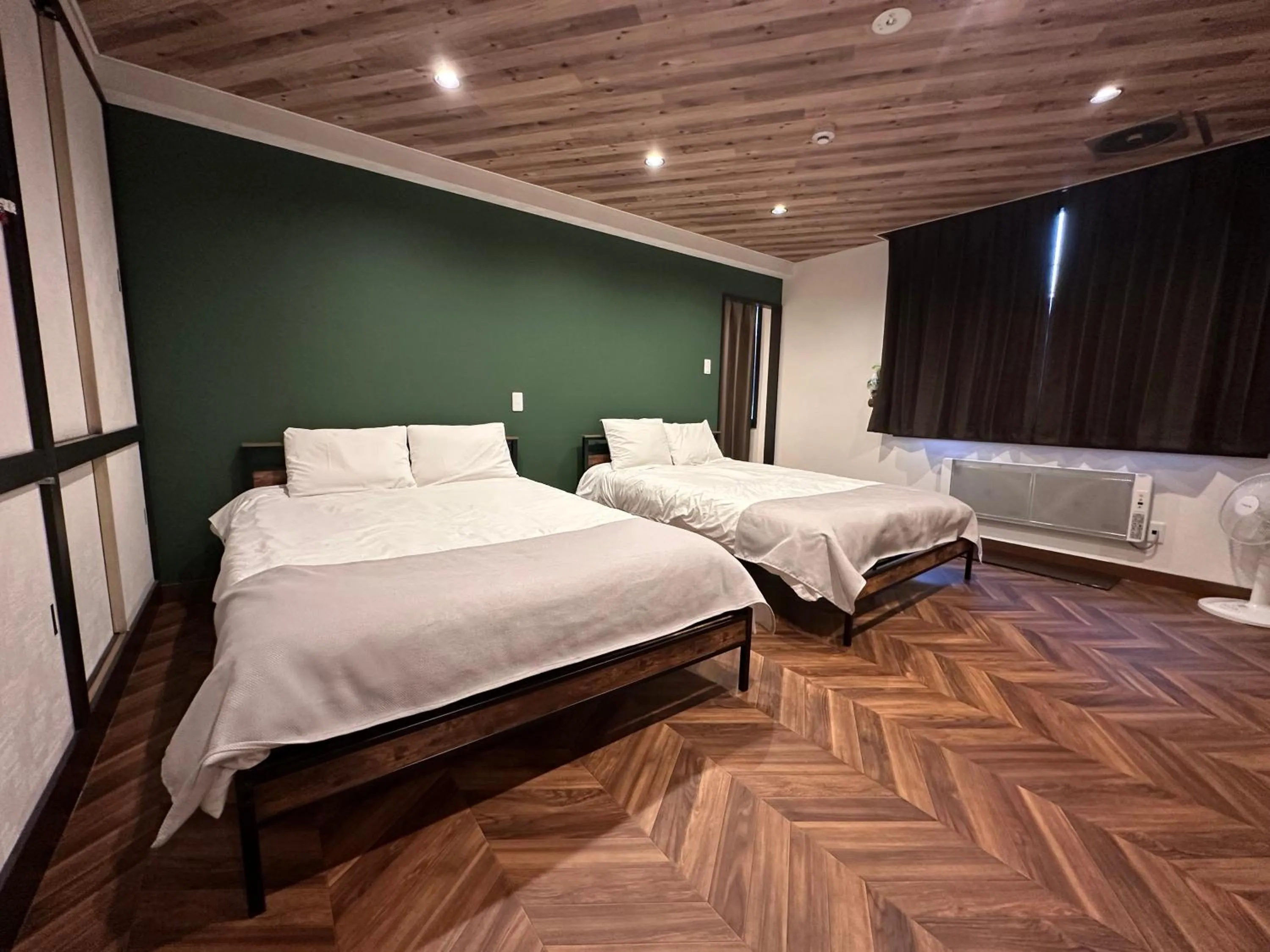 Bed in Economy Hotel Upashi