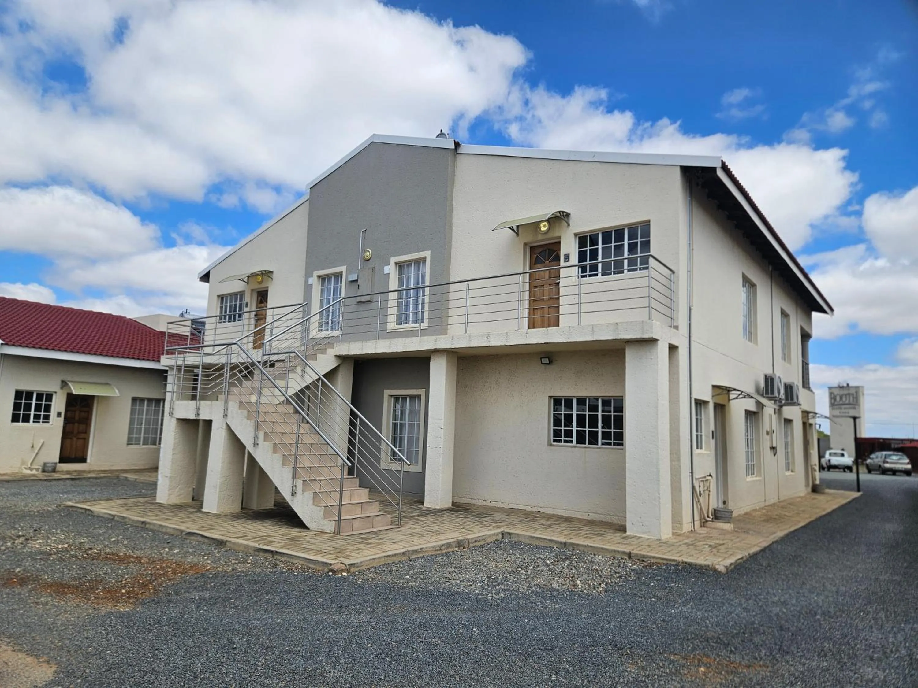 Booth Suite Hotel Mafikeng