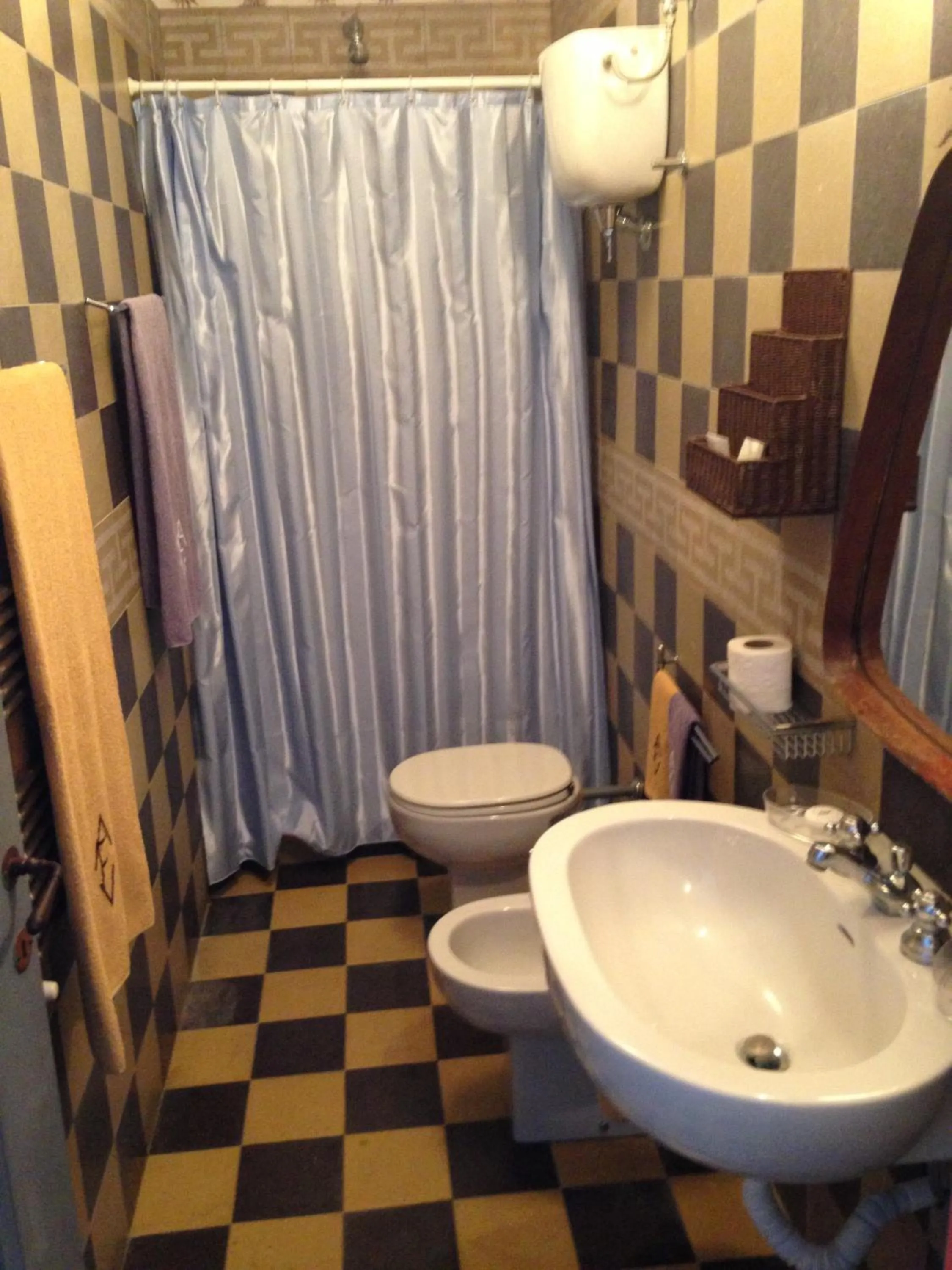 Shower in Villa Laetitia