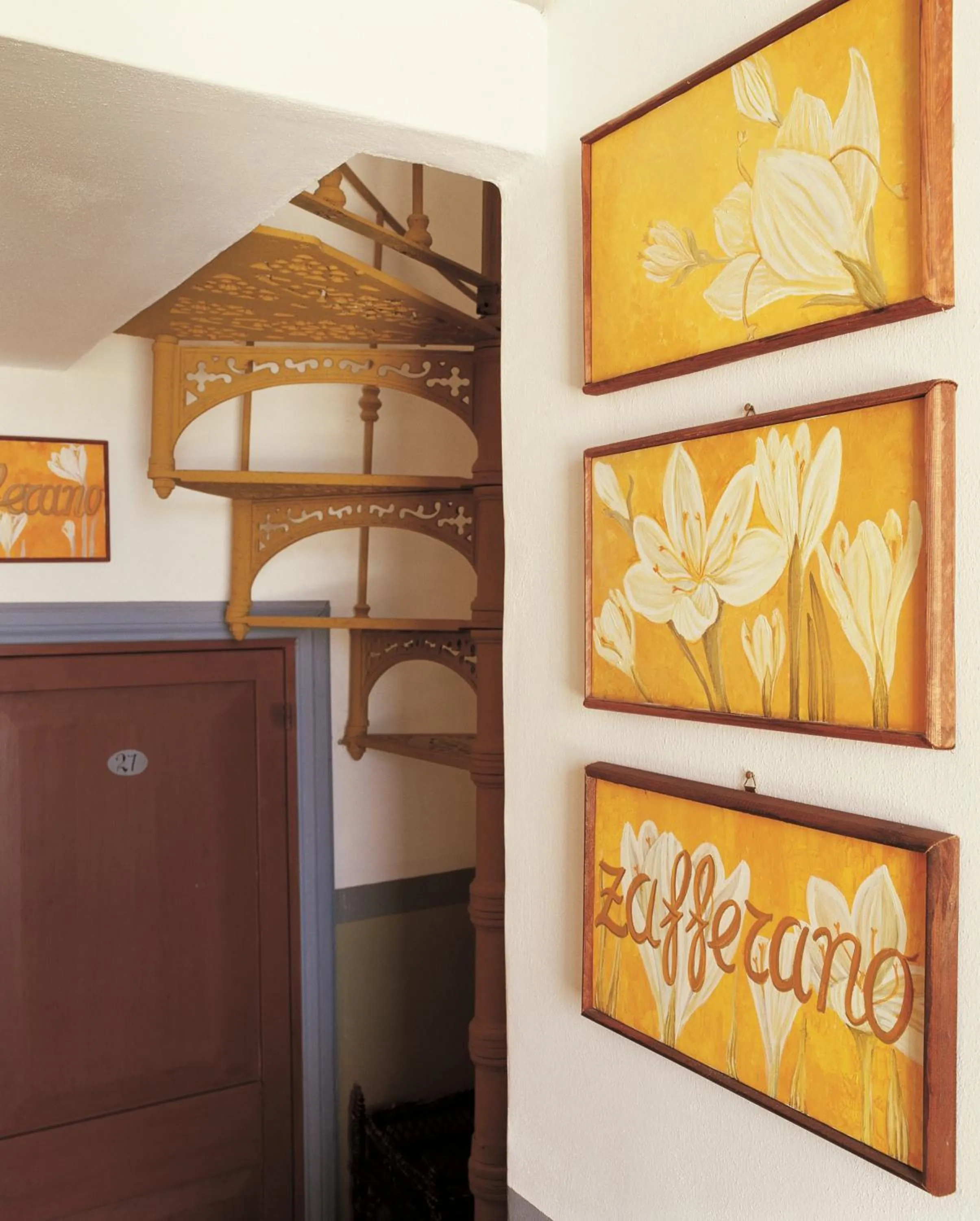 Decorative detail, Bed in Villa Laetitia