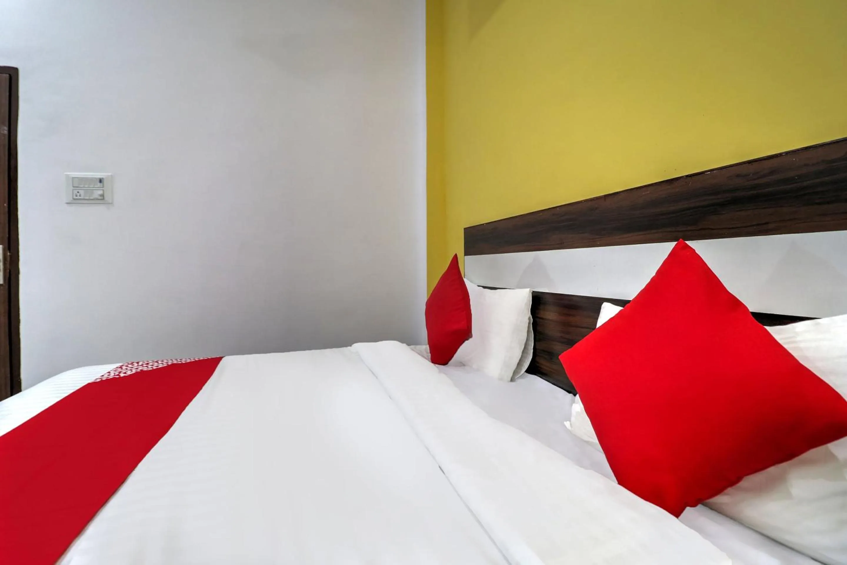 Bedroom in Hotel O White House