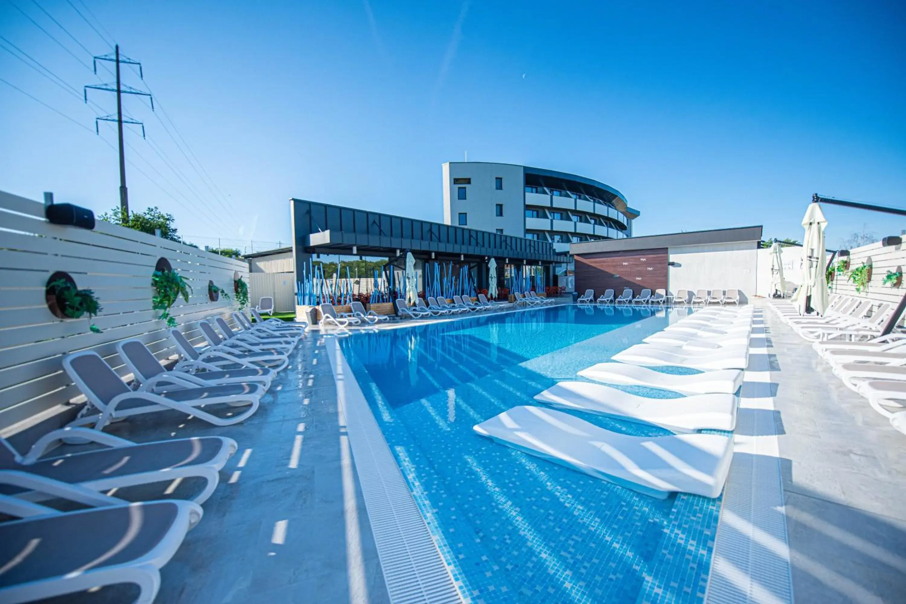 Swimming pool in Hotel Aventus Swimming pool in Hotel Aventus