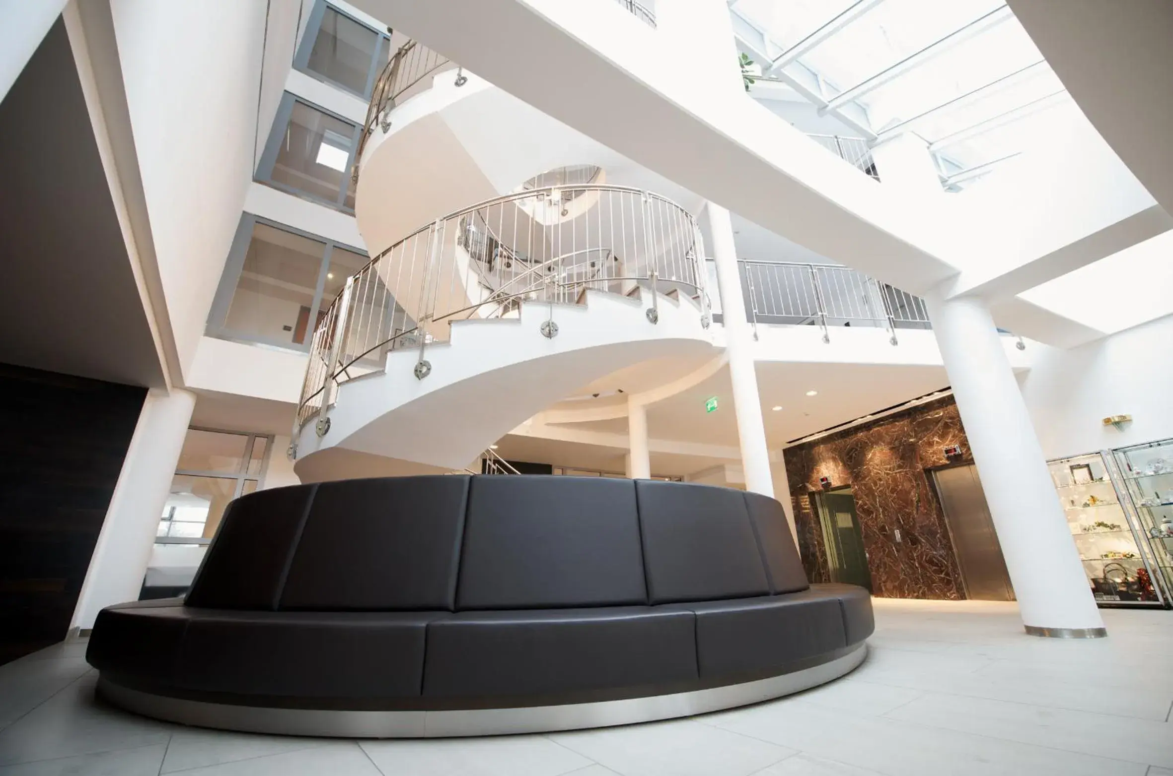 Lobby or reception in Ramada by Wyndham Dresden Lobby or reception in Ramada by Wyndham Dresden