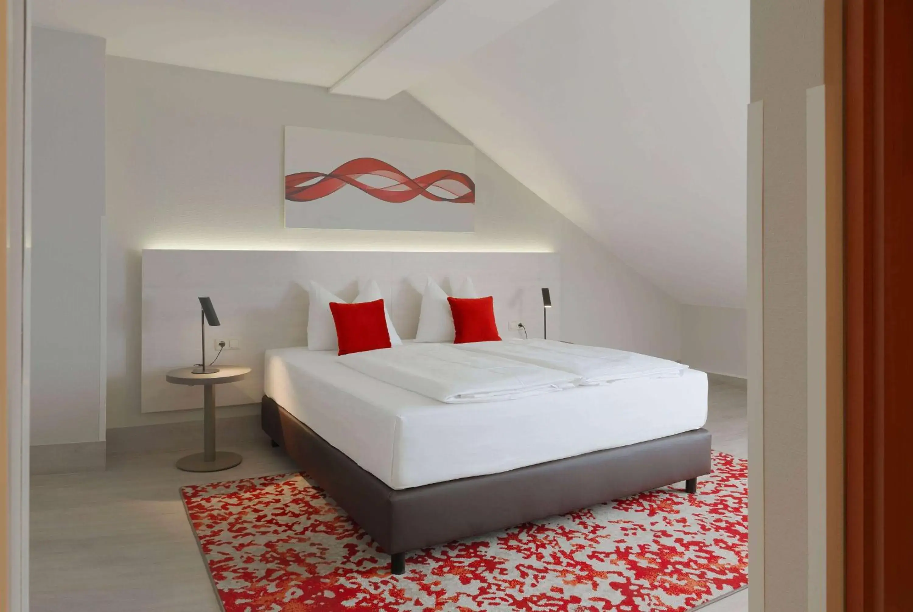 Photo of the whole room, Bed in Ramada by Wyndham Dresden Photo of the whole room, Bed in Ramada by Wyndham Dresden