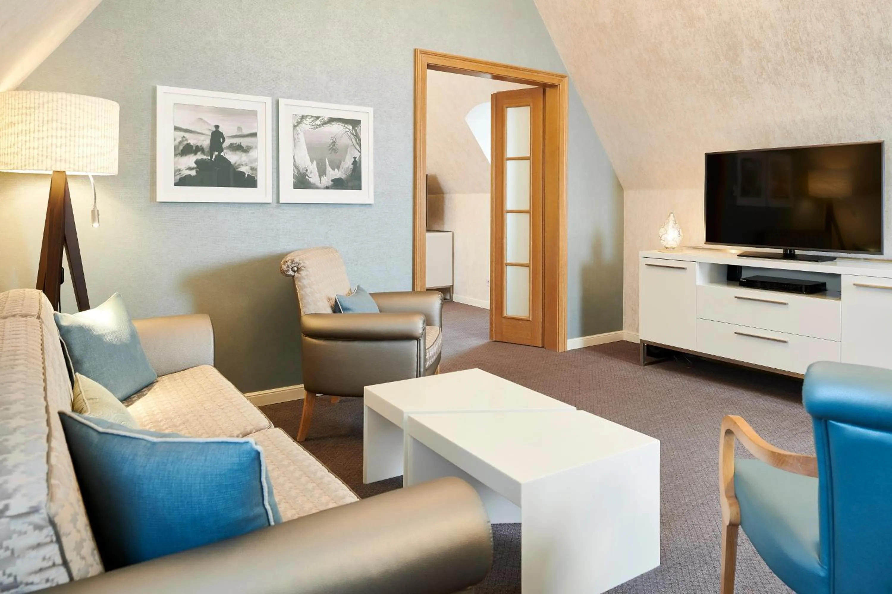 TV and multimedia in A-ROSA Kurhaus Binz