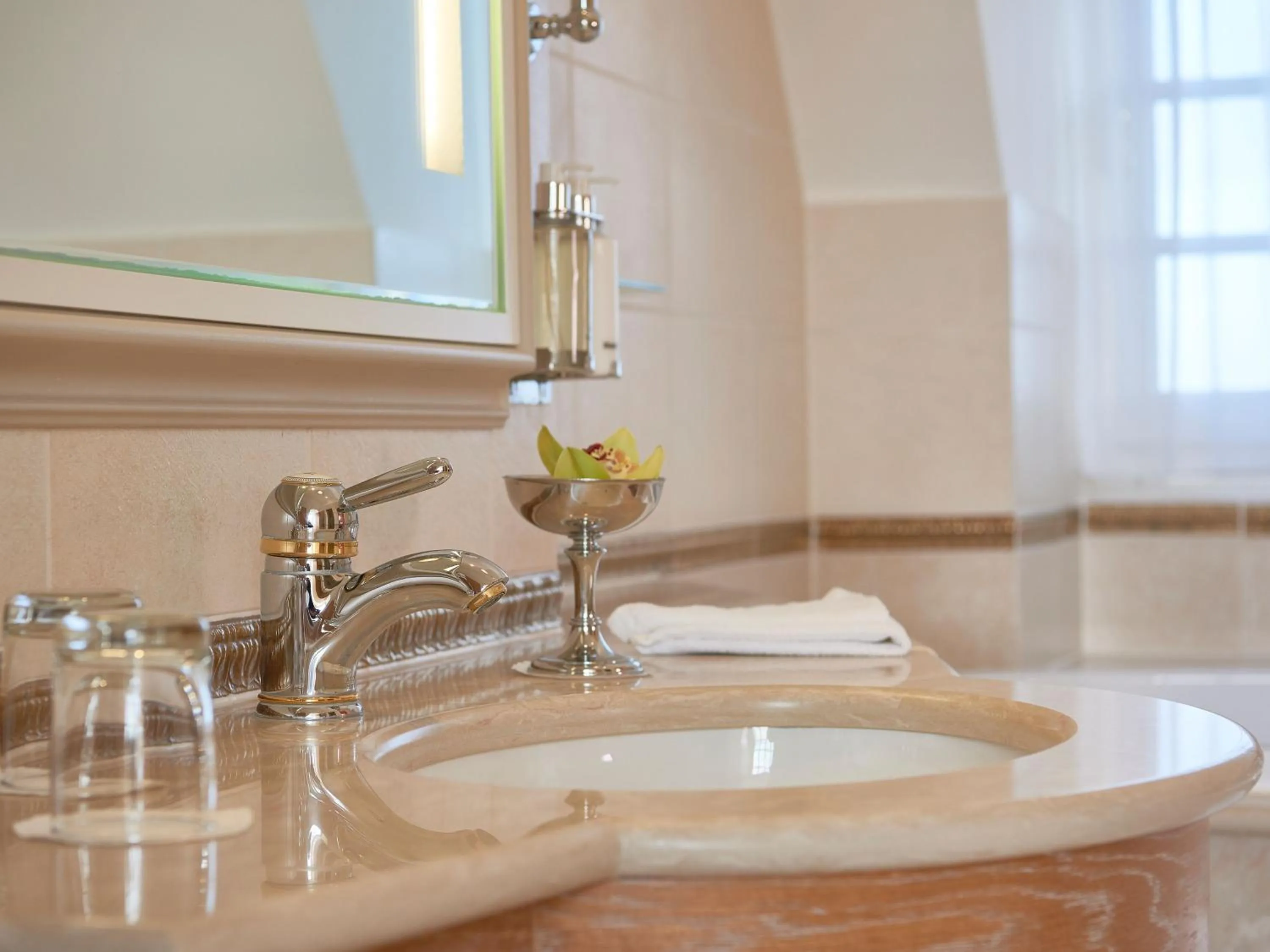 Bathroom in A-ROSA Kurhaus Binz