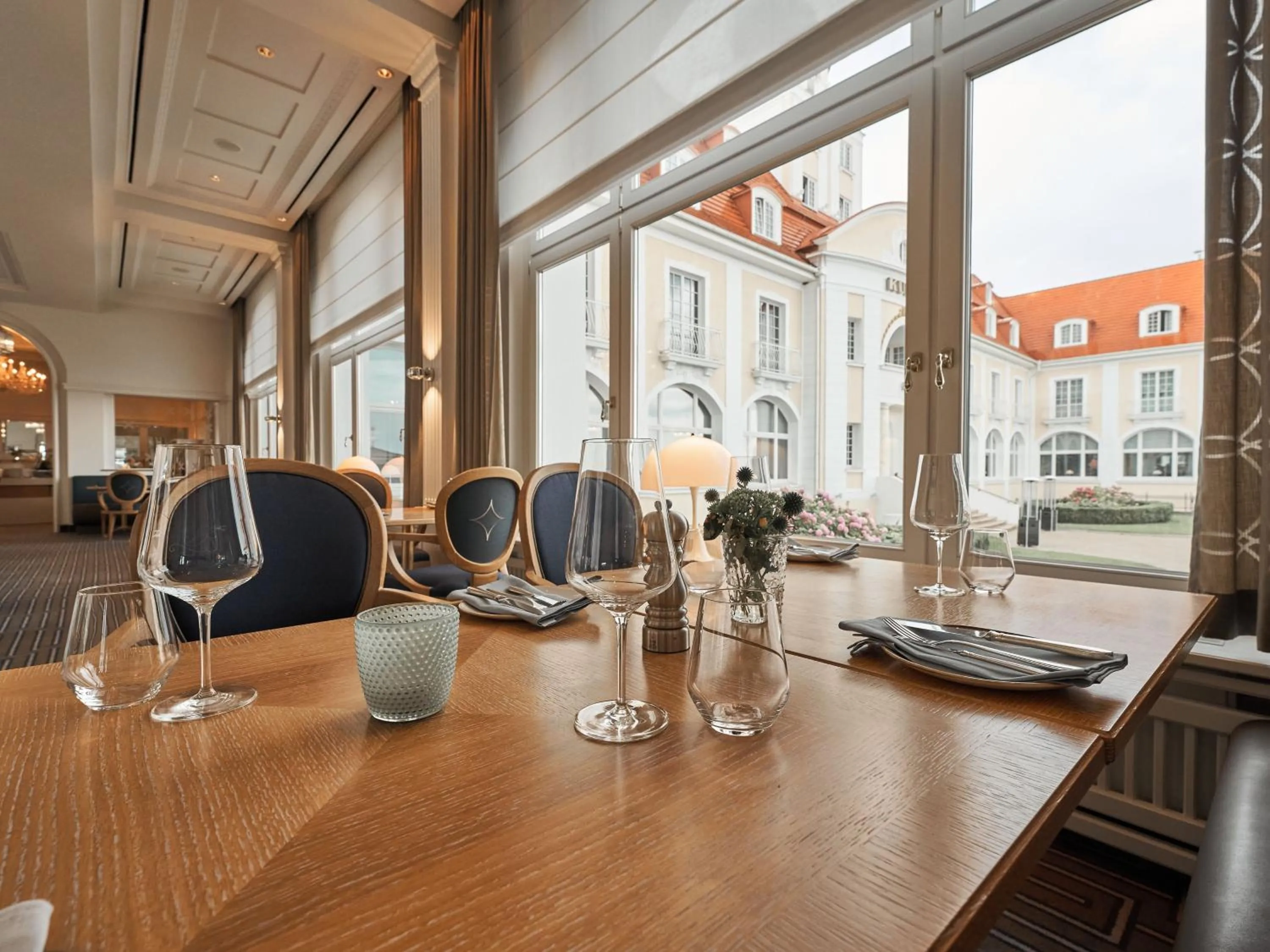 Restaurant/places to eat in A-ROSA Kurhaus Binz