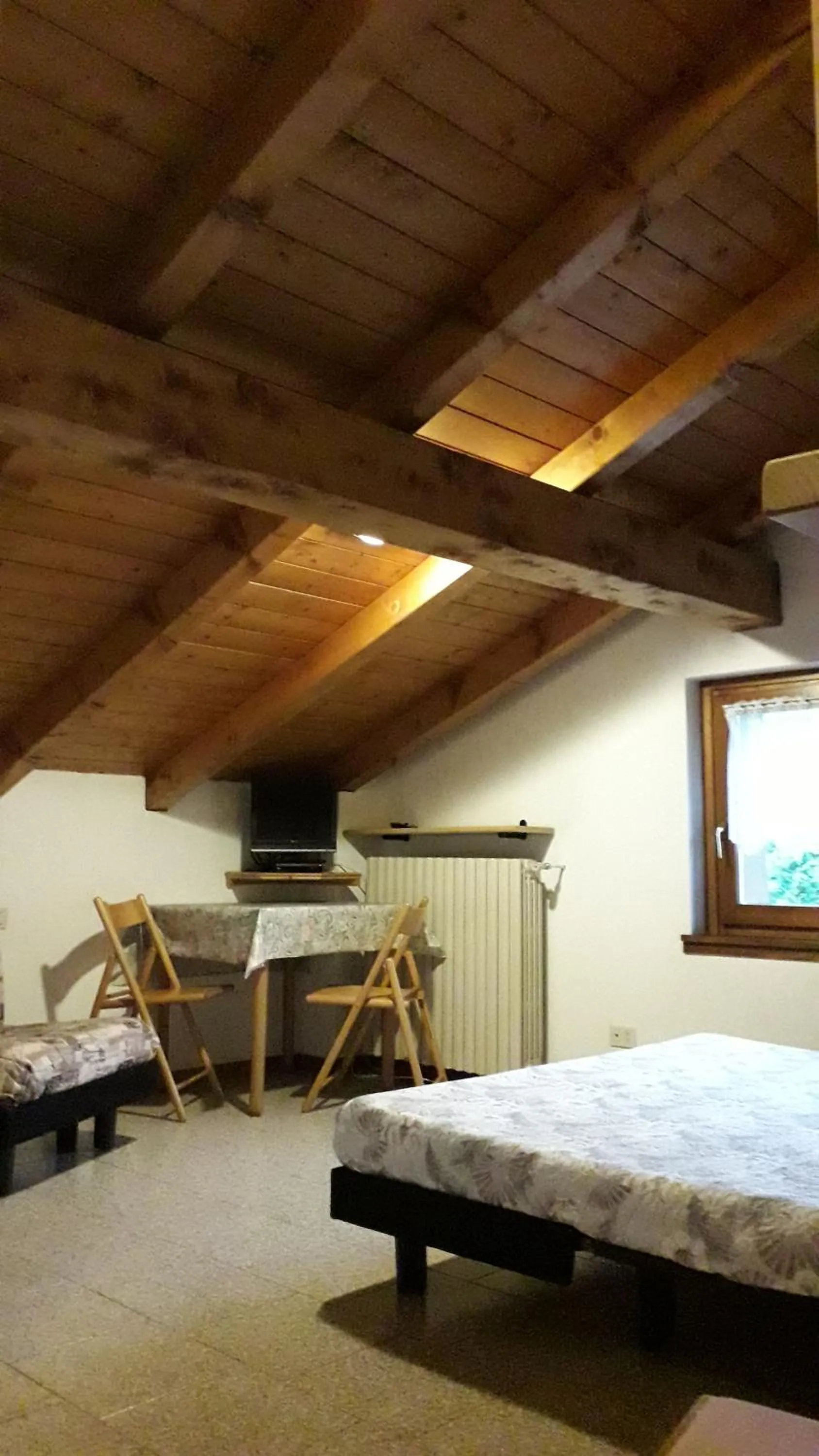 Bedroom, Bed in Residence Iris BeB