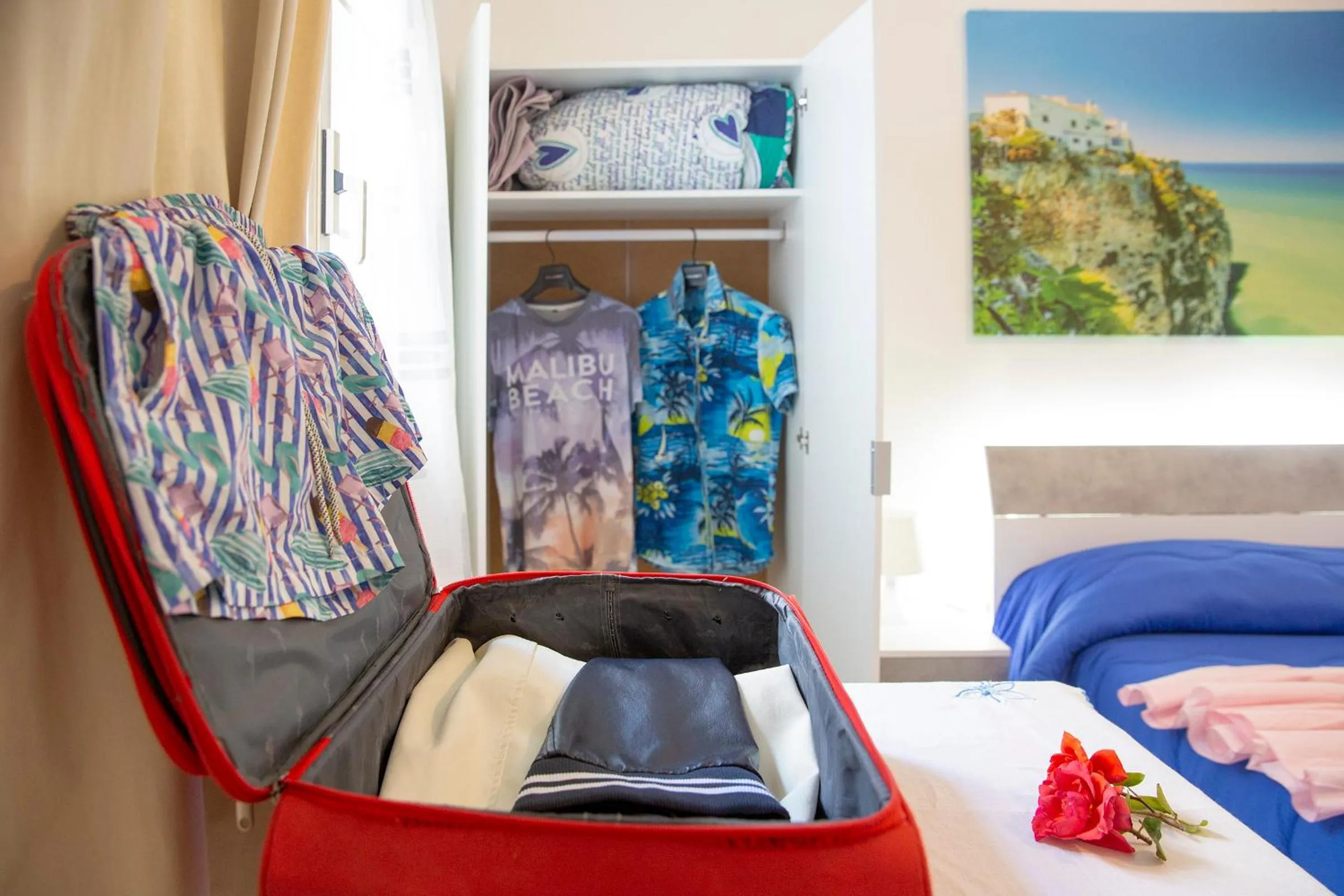 Decorative detail, Bed in Anna e Augusto B&B --Embrace the world--4-minute walk from the Old Town丨Authentic local experience丨English-speaking staff and Wi-Fi - free shuttle to the station