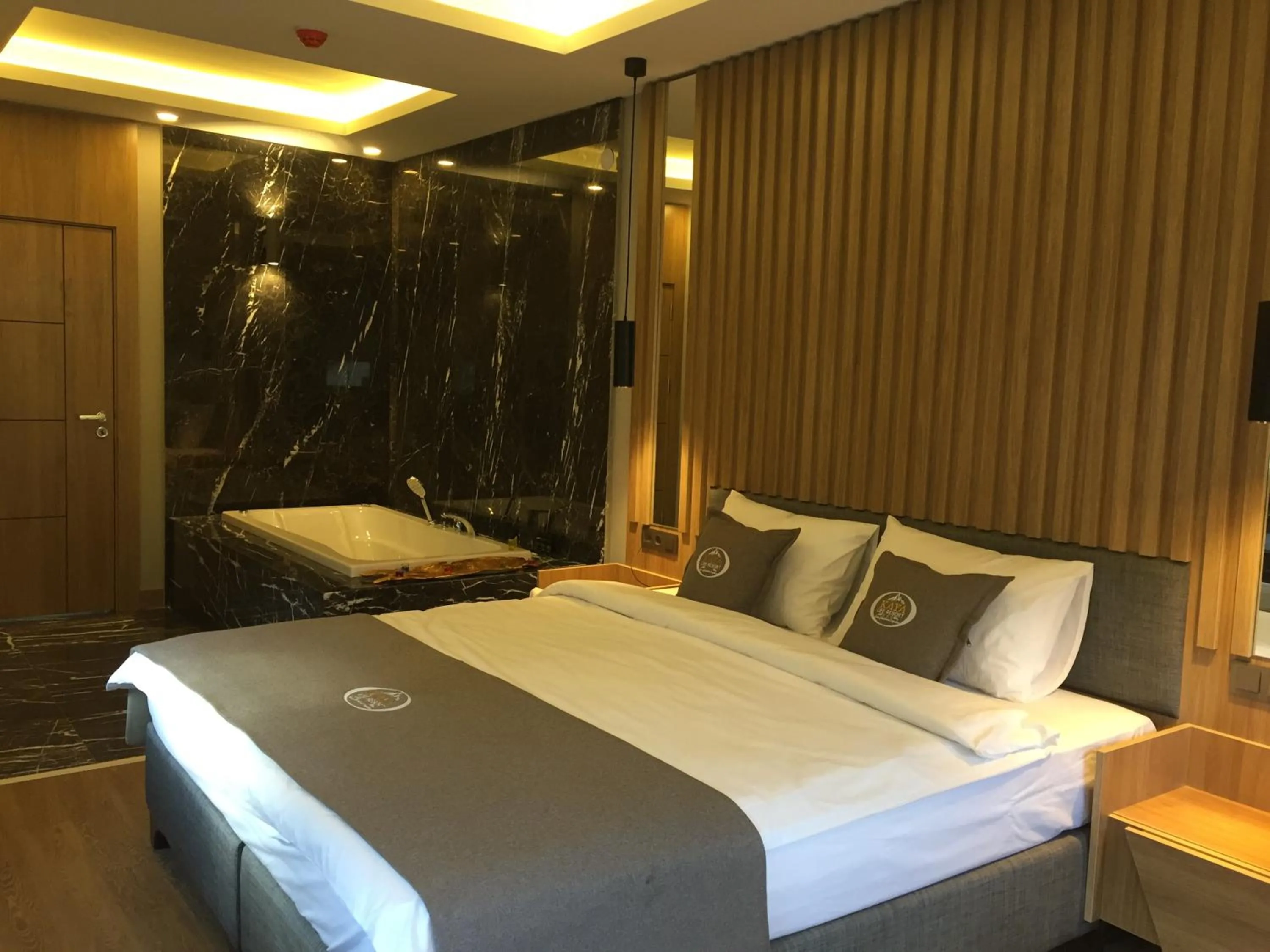 Bedroom, Bed in Kaya Life Resort