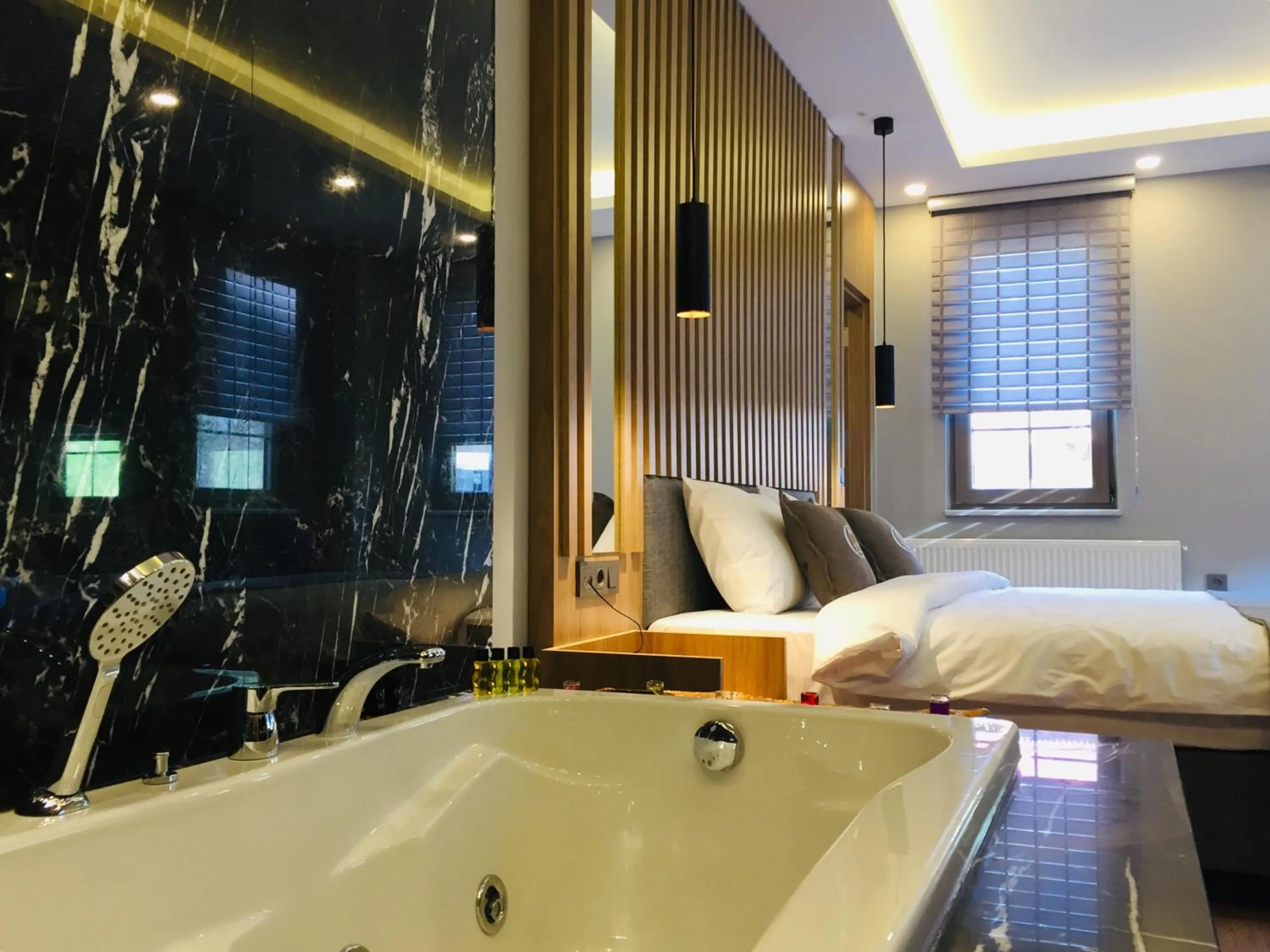 Hot Tub, Bed in Kaya Life Resort