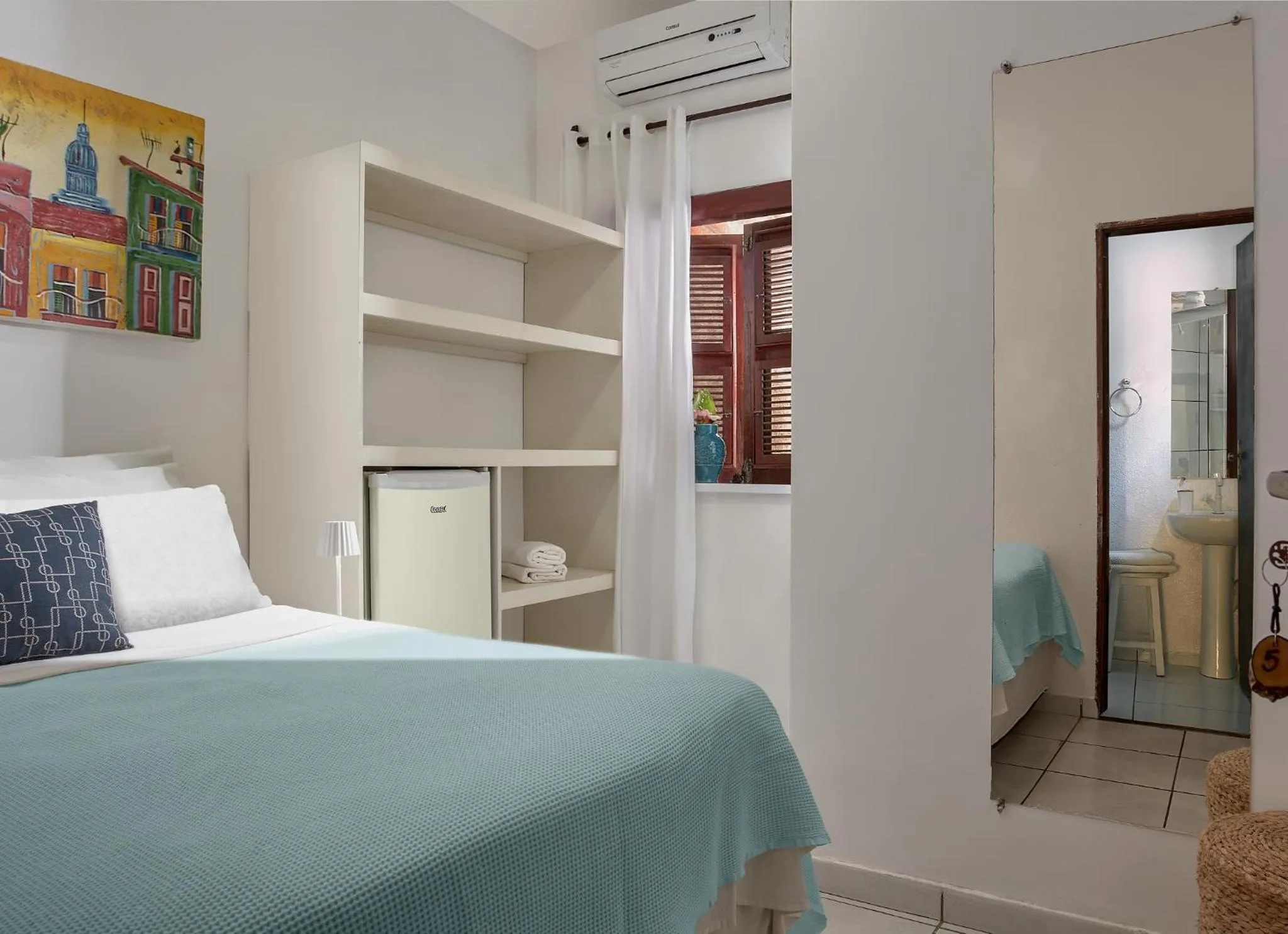 Small Double Room in Pousada Casa Cecilia
