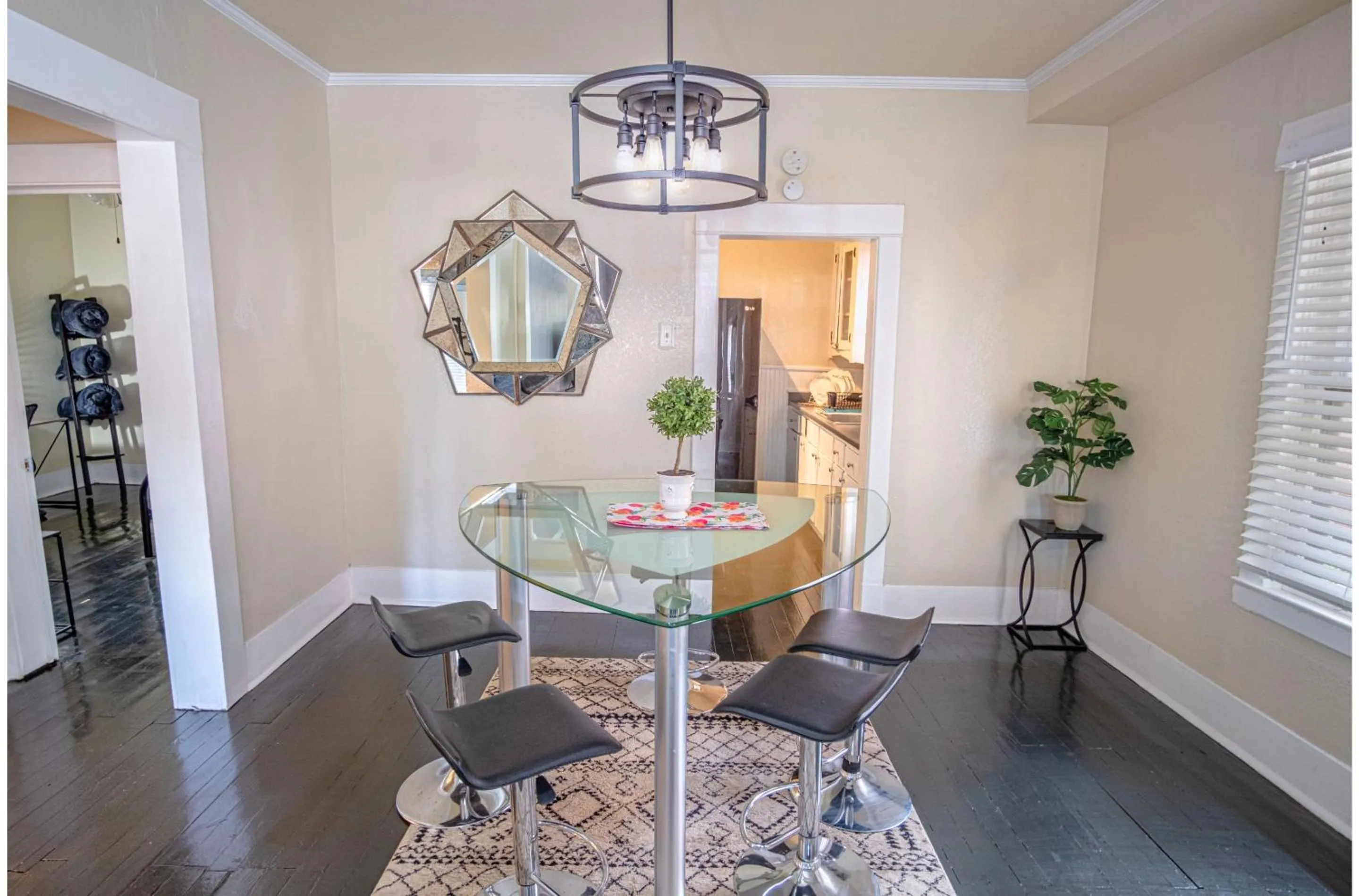 Dining area in Brand New Listing! Cozy Historic House 5min*DT
