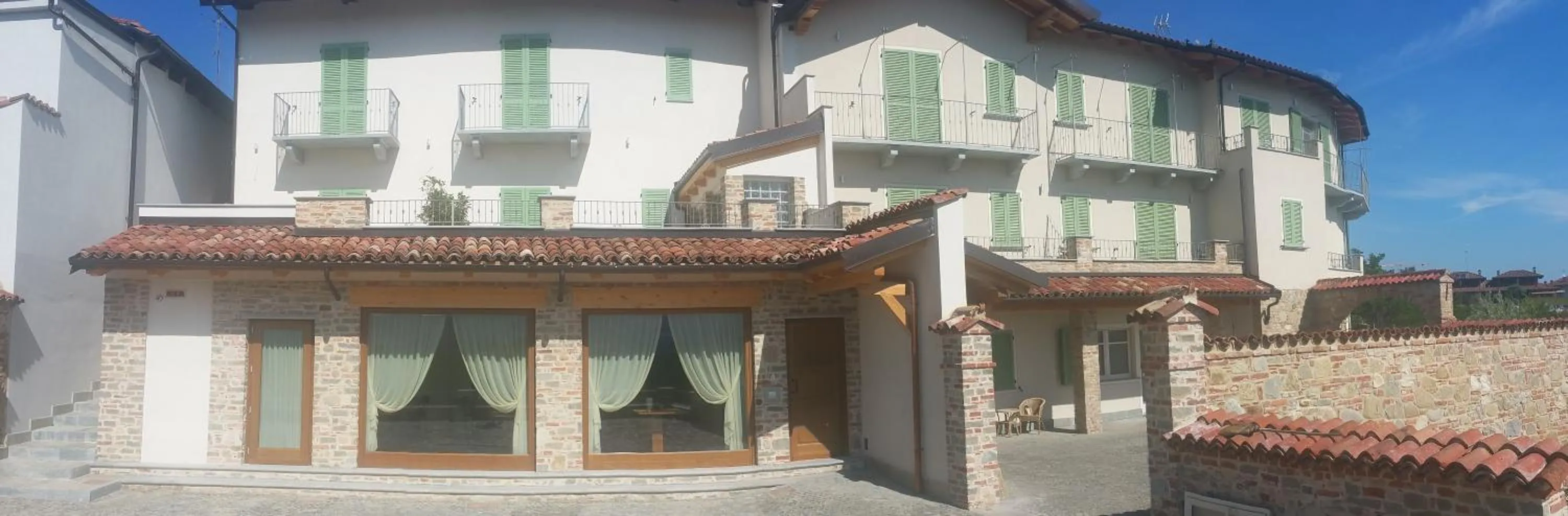 Property building in La Rocca