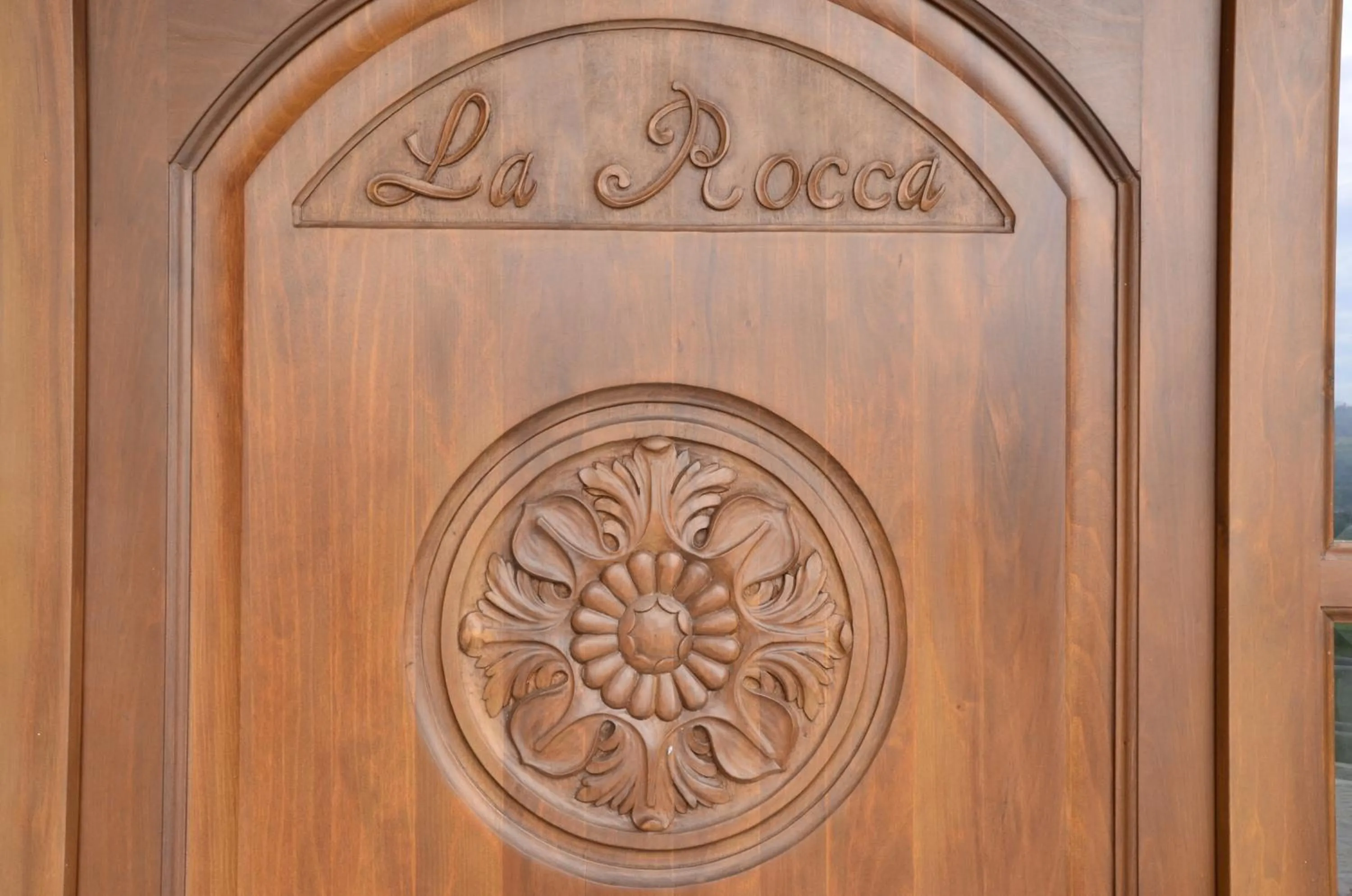Property logo or sign in La Rocca