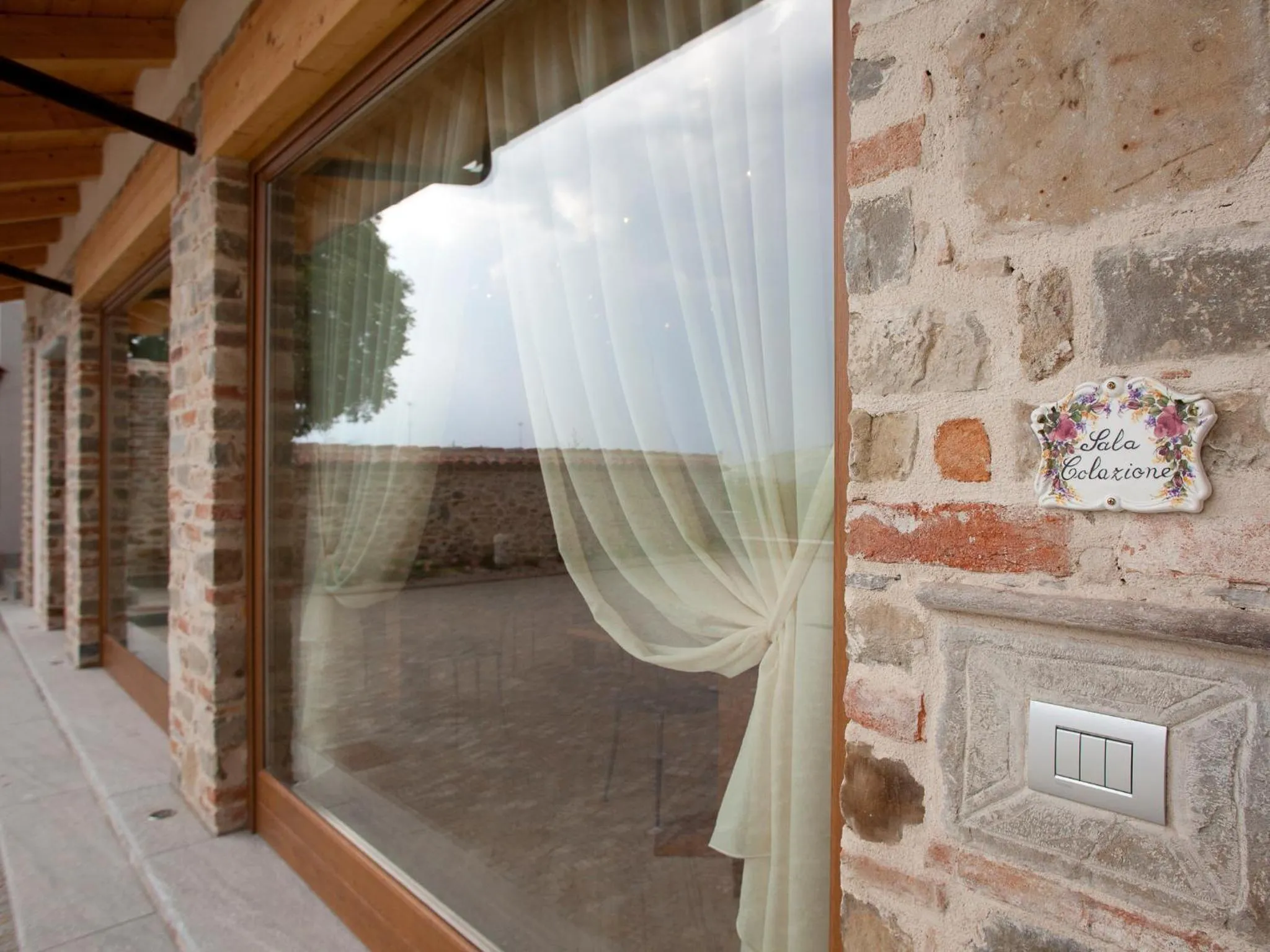 Area and facilities in La Rocca