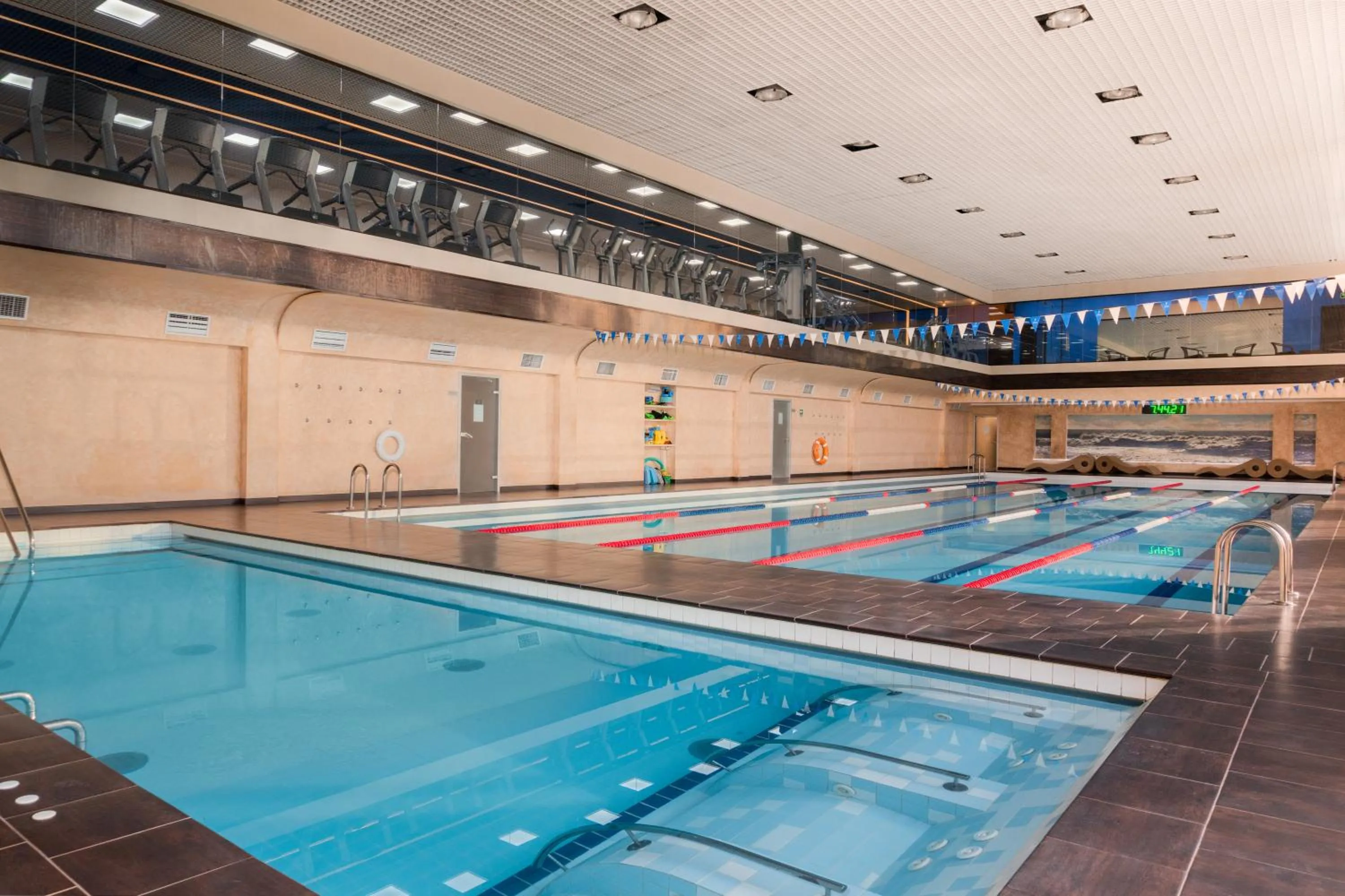 Swimming pool in Hotel Misto SPA & FITNESS