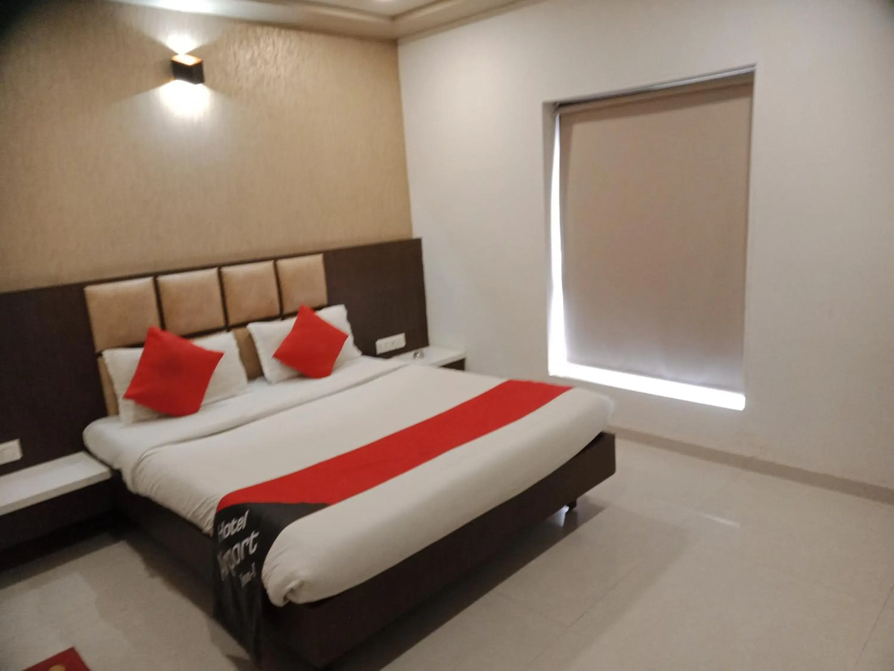 Standard Double Room - single occupancy in HOTEL AIRPORT INN ONE Standard Double Room - single occupancy in HOTEL AIRPORT INN ONE