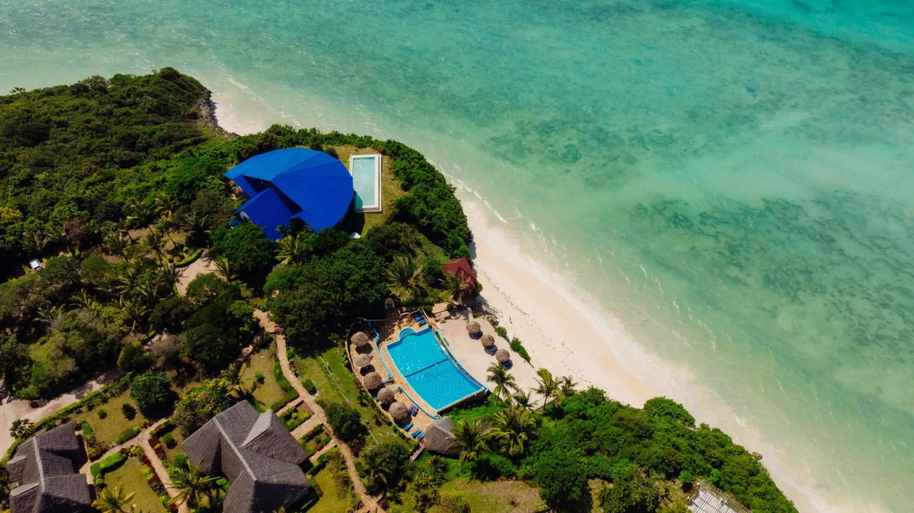 Pearl Beach by Sansi