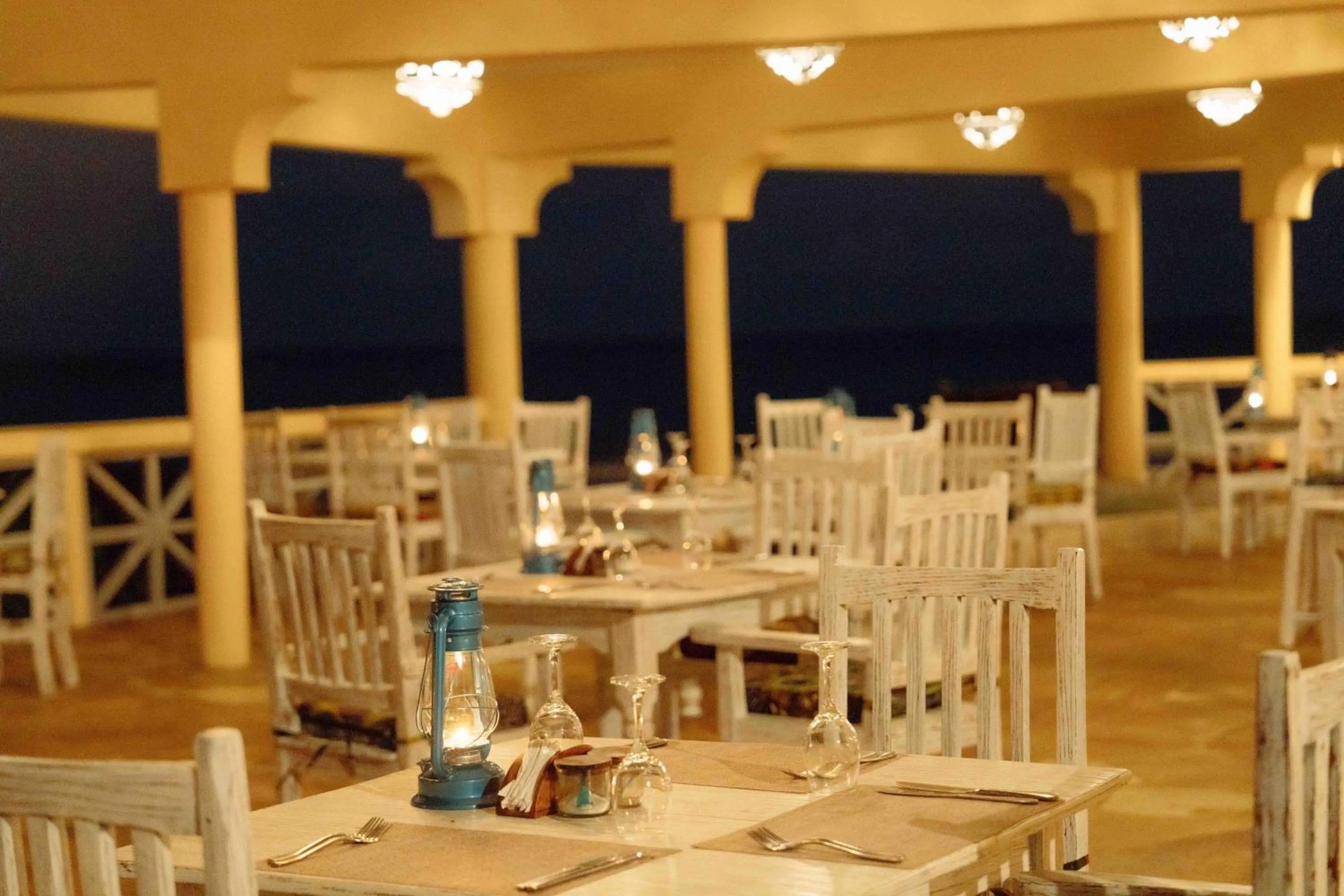 Pearl Beach by Sansi