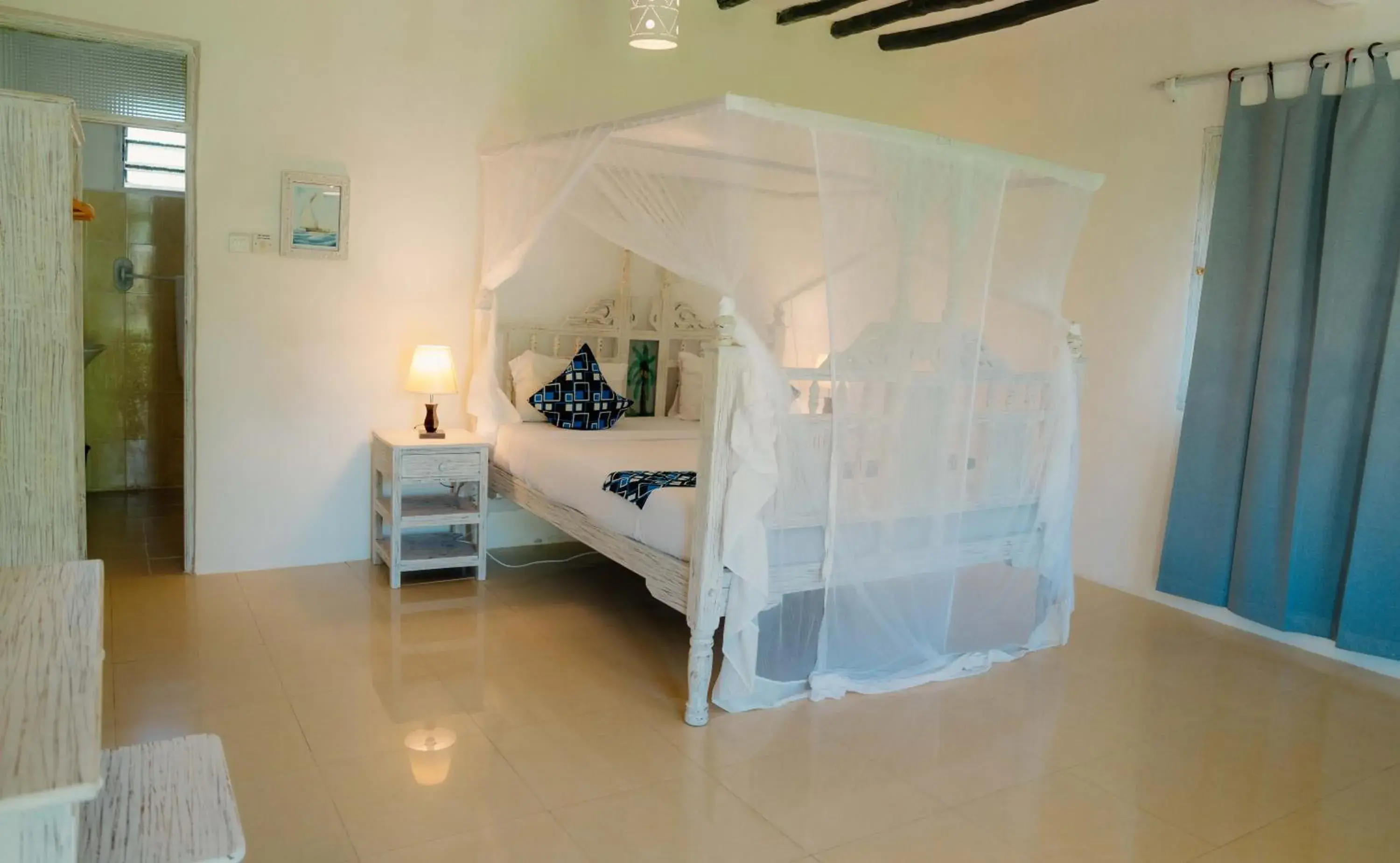 Property building, Bed in Pearl Beach by Sansi Property building, Bed in Pearl Beach by Sansi