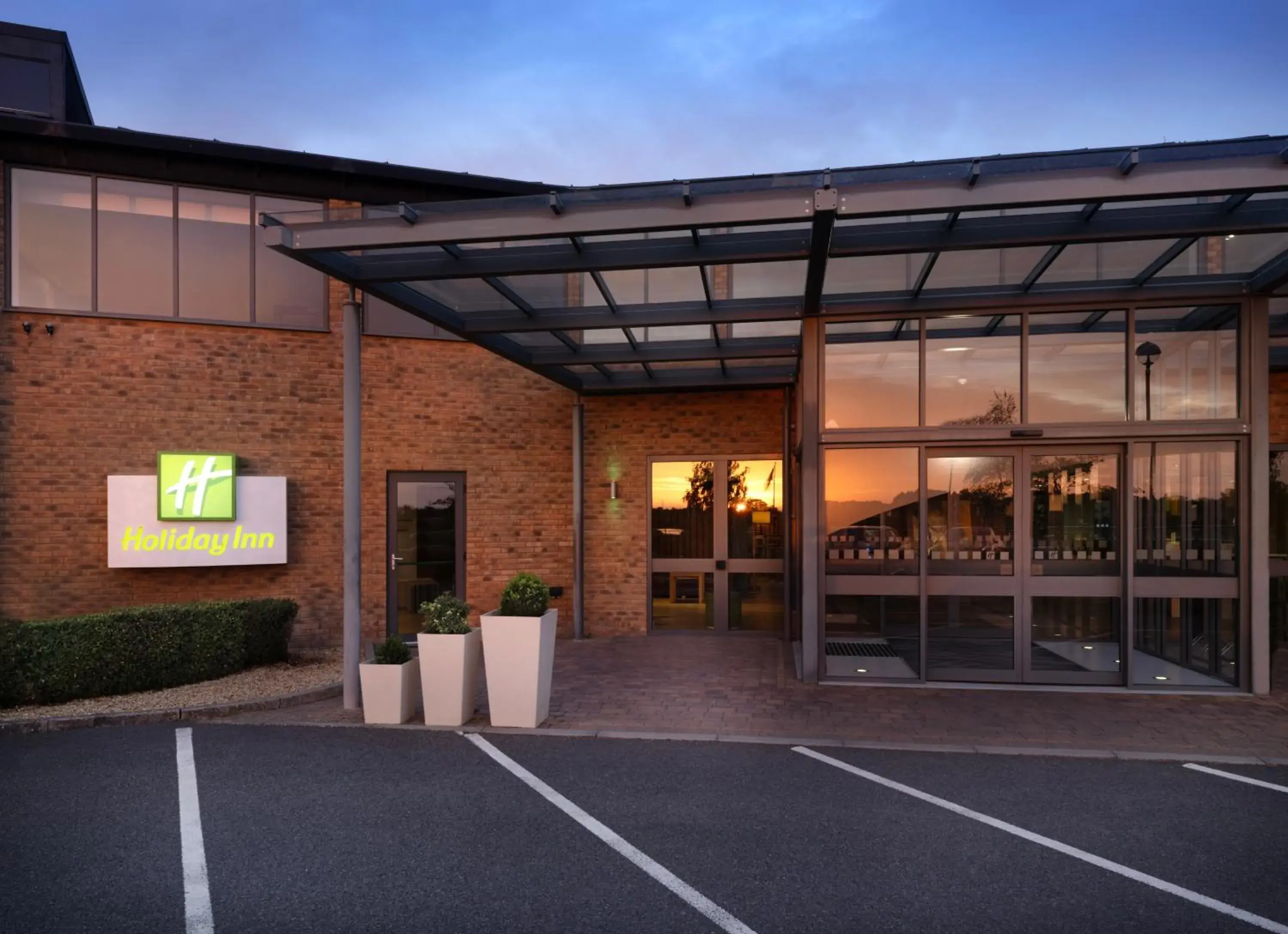 Property building in Holiday Inn Huntingdon Racecourse by IHG Property building in Holiday Inn Huntingdon Racecourse by IHG