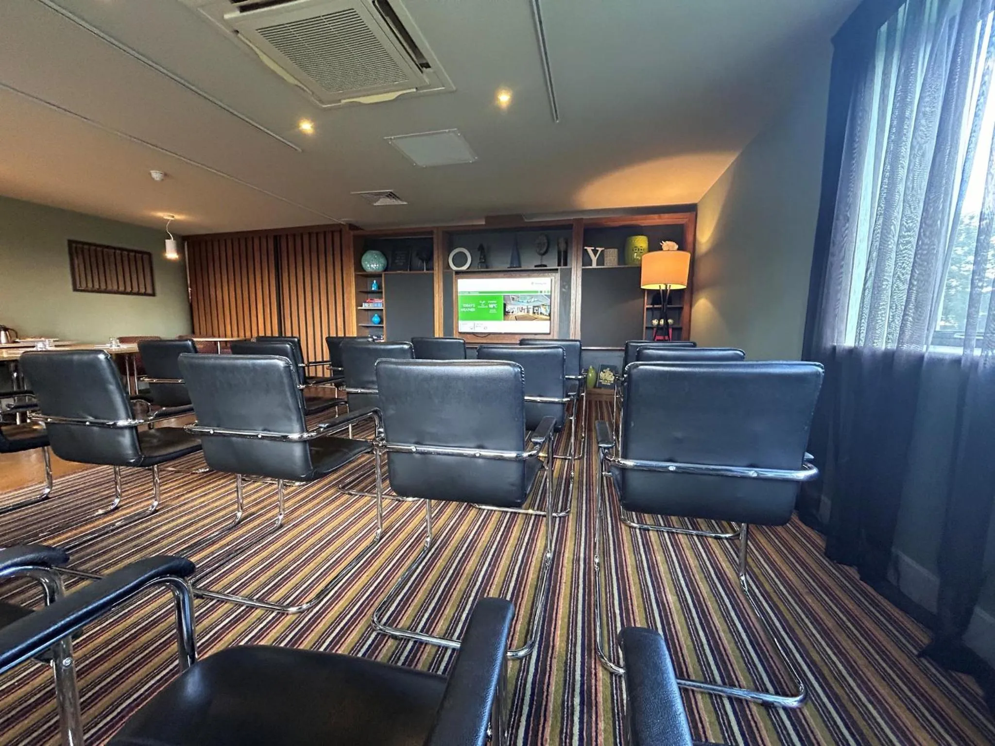 Meeting/conference room in Holiday Inn Huntingdon Racecourse by IHG