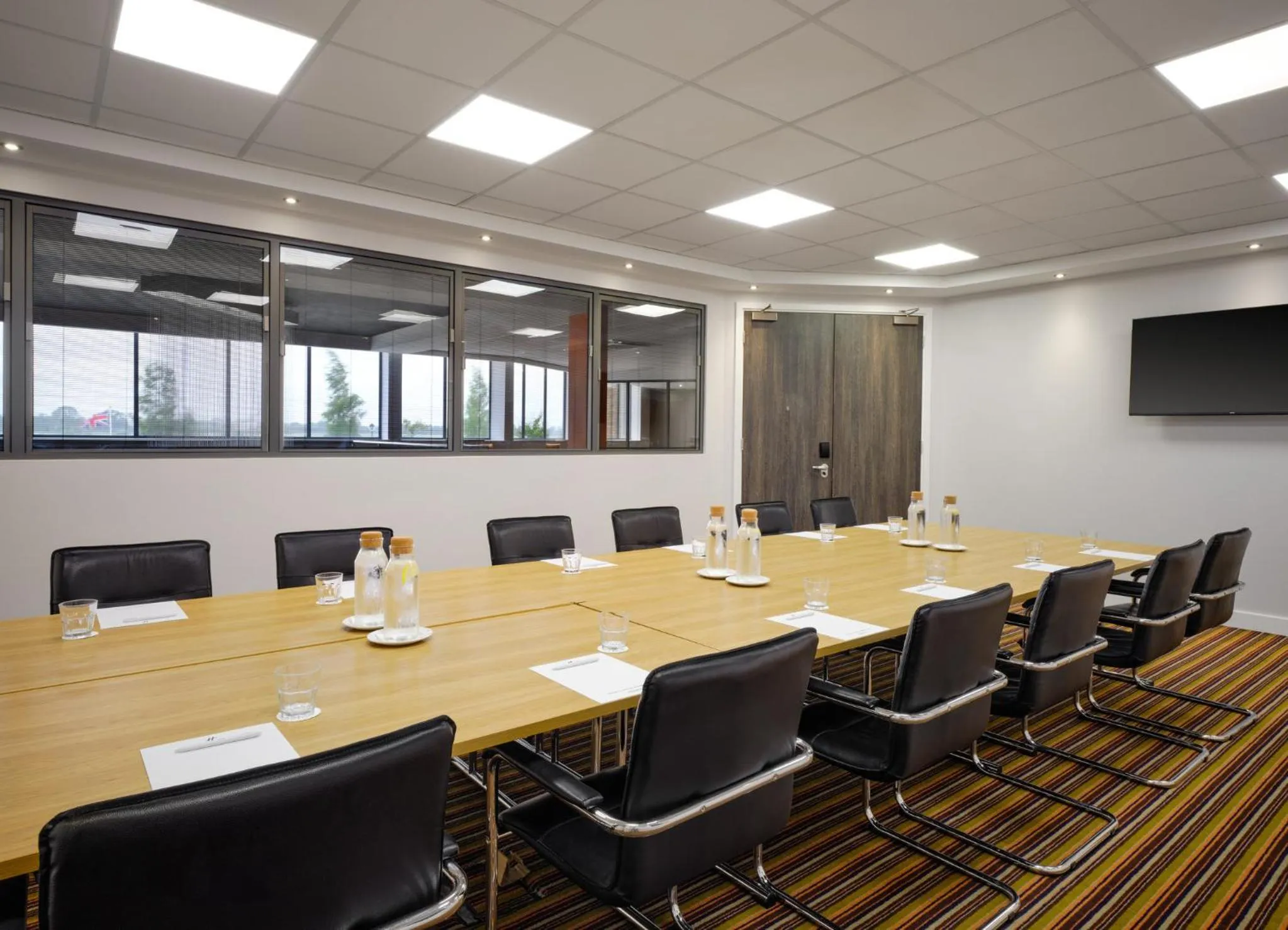 Meeting/conference room in Holiday Inn Huntingdon Racecourse by IHG