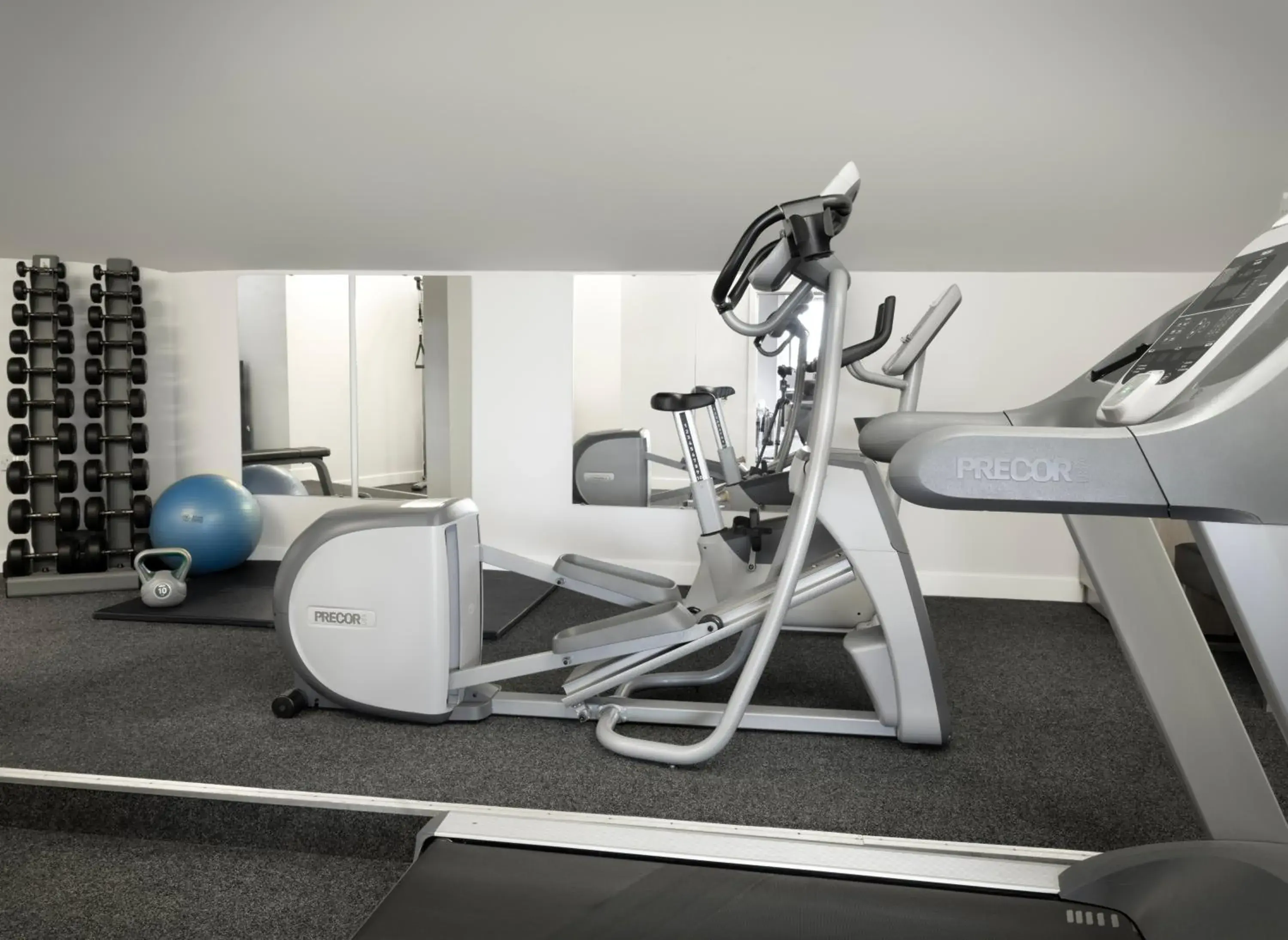 Fitness centre/facilities in Holiday Inn Huntingdon Racecourse by IHG Fitness centre/facilities in Holiday Inn Huntingdon Racecourse by IHG