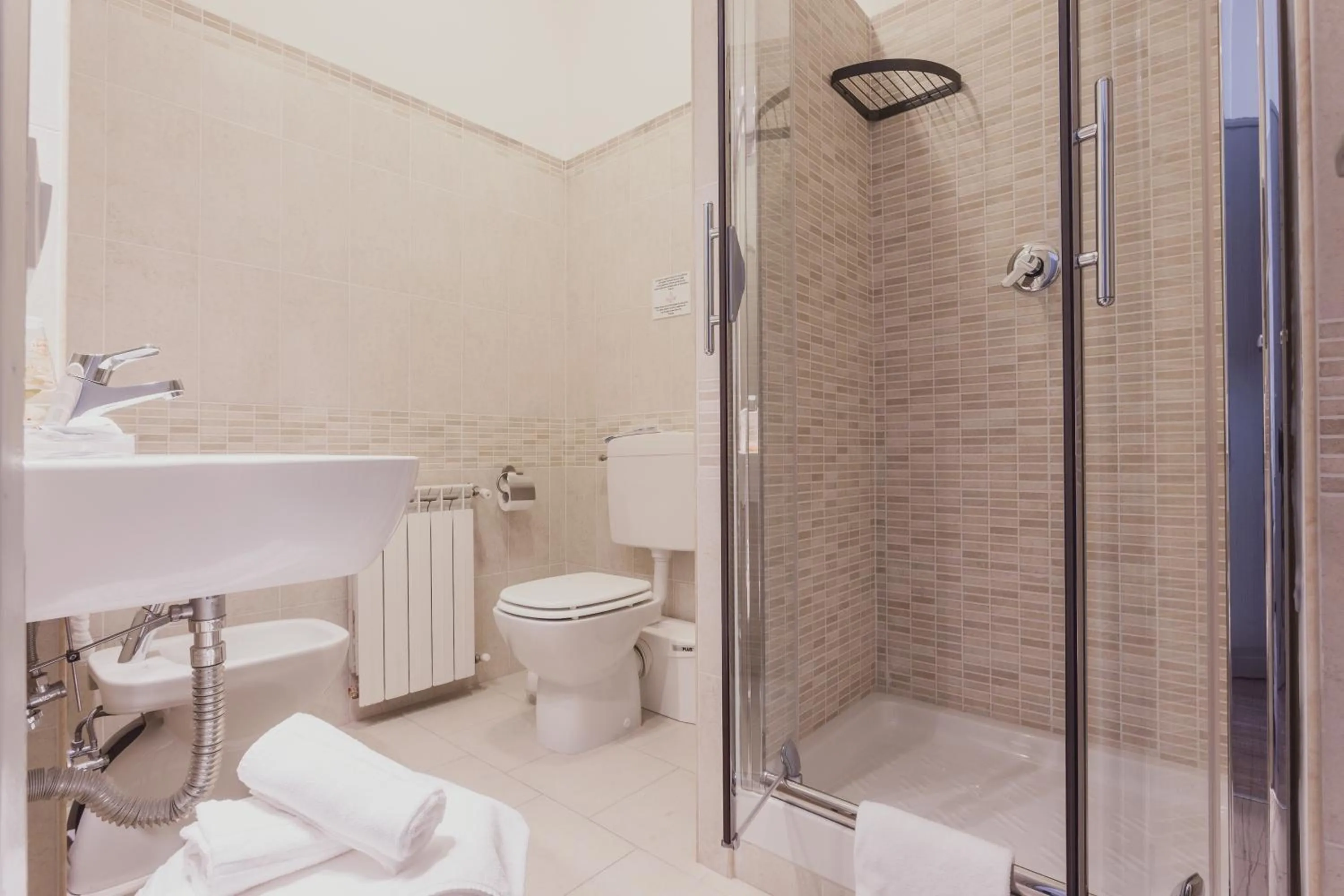 Bathroom in Check-Inn Rooms