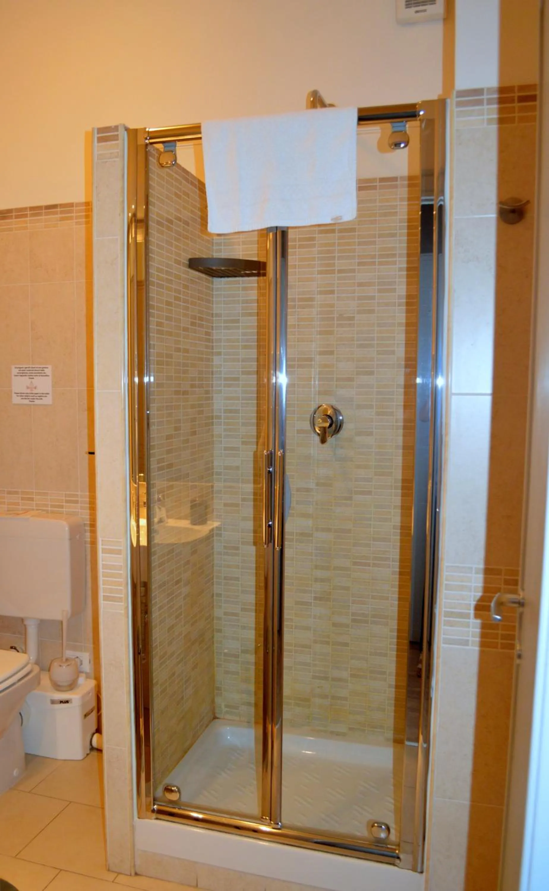 Bathroom in Check-Inn Rooms