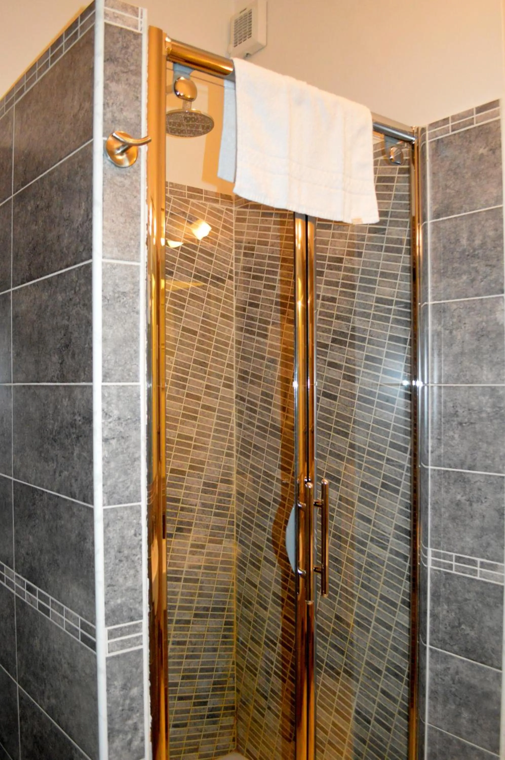 Bathroom in Check-Inn Rooms