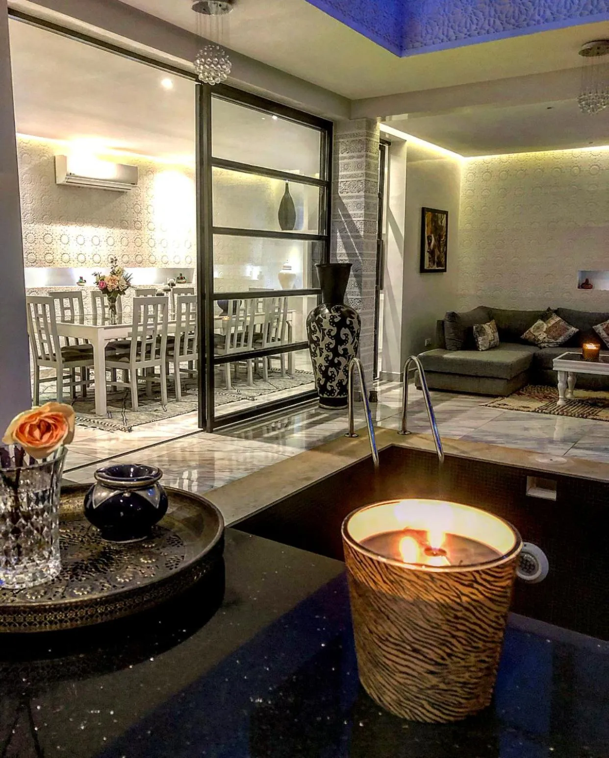 Lounge or bar in RIAD NOLITA & SPA Kasbah